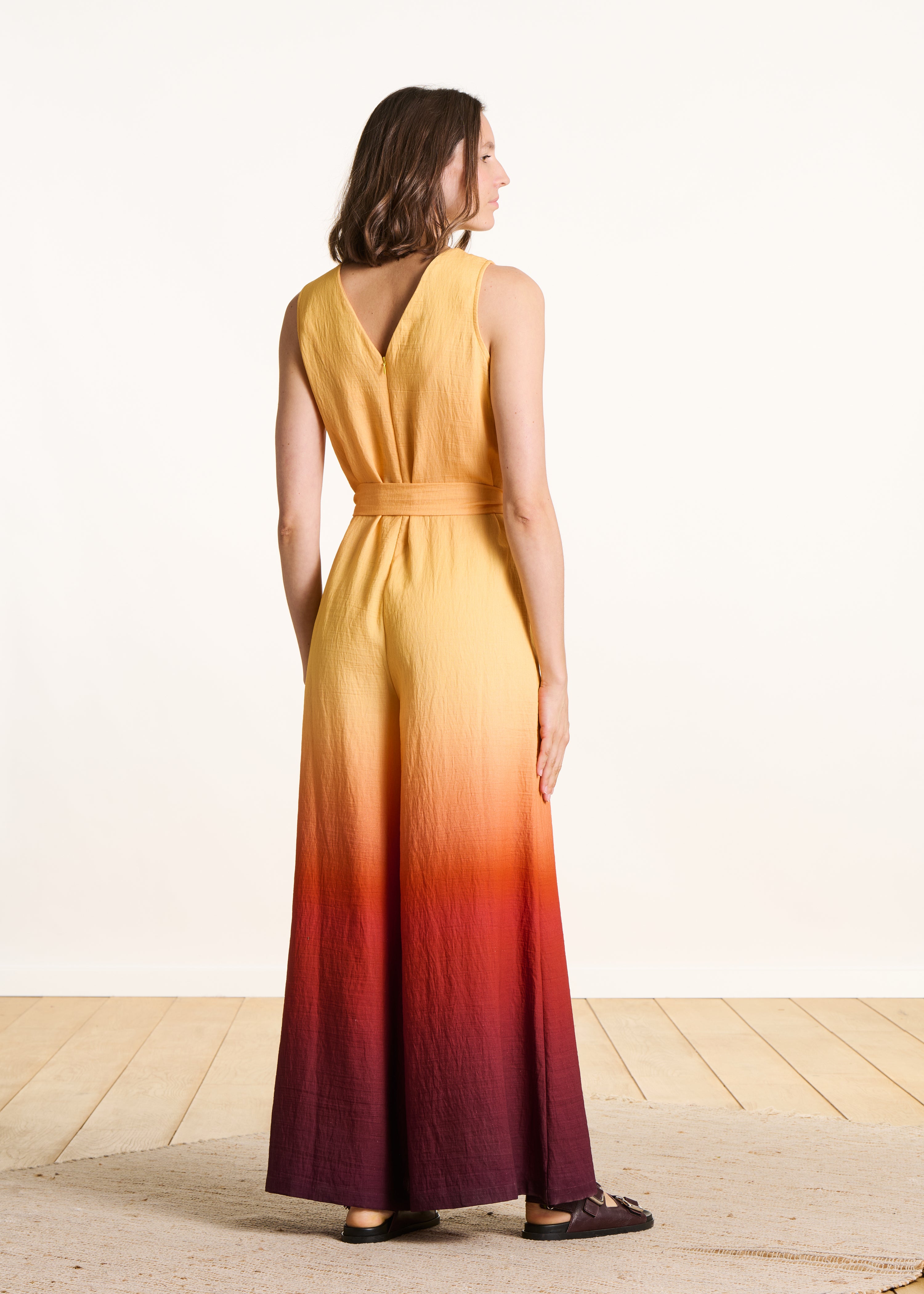 la-f-e-marabout-e-lom-e-overall-gelb-batik-v-ausschnitt image 2