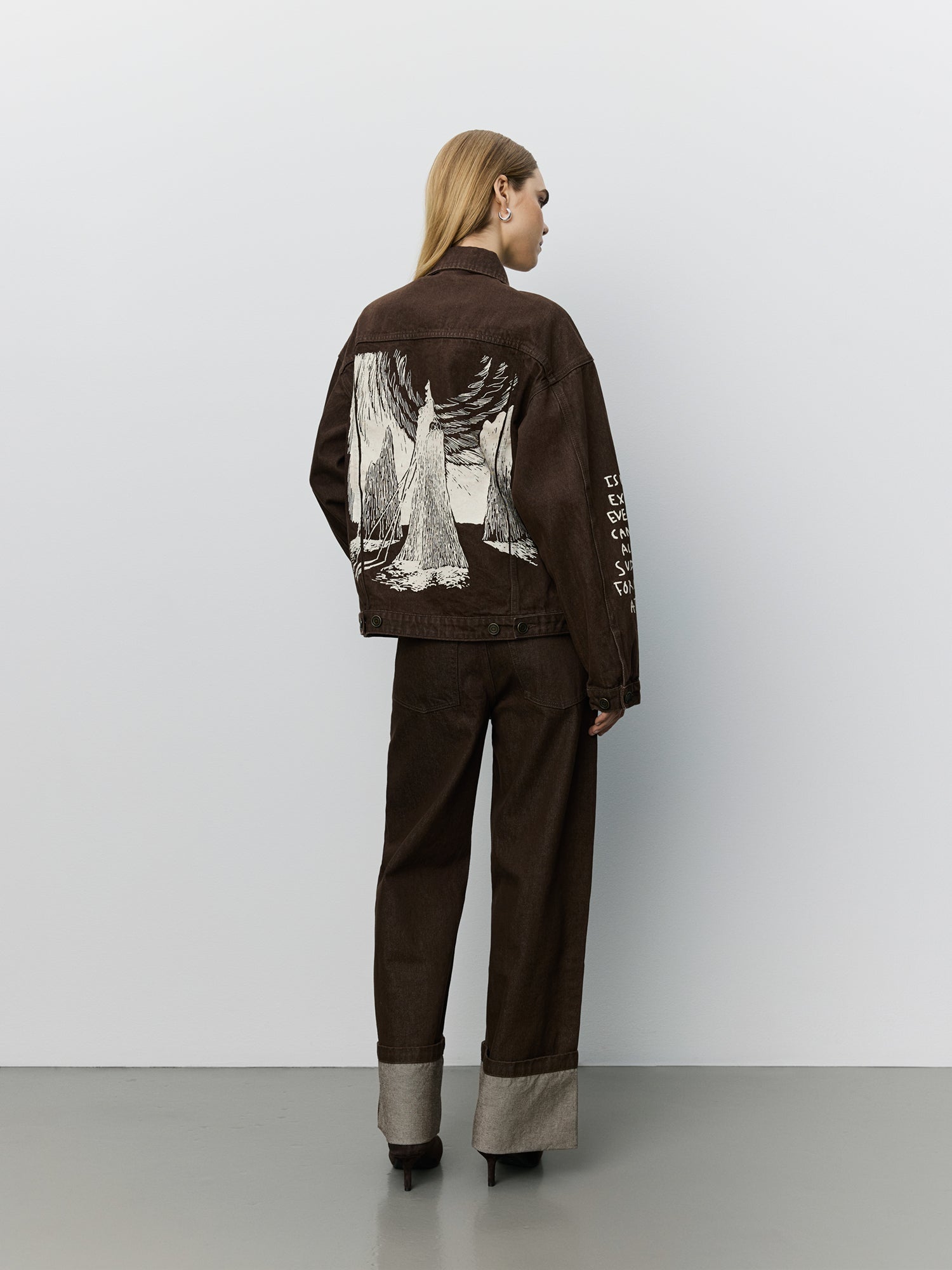 sofie-schnoor-women-mishasw-jeans-dunkelbraun-wide-leg-baumwolle image 4