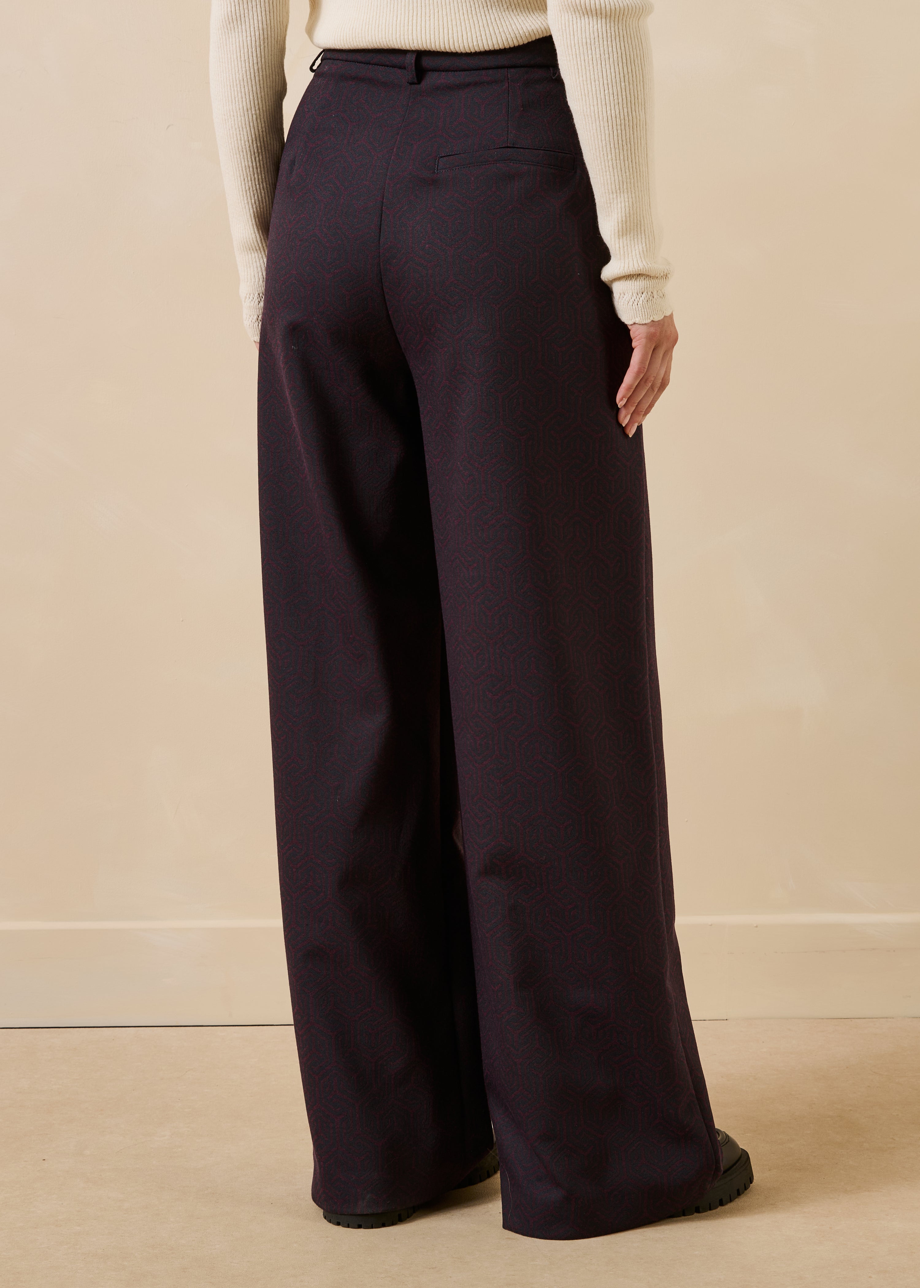 la-f-e-marabout-e-blandin-hose-aubergine-encre-gr-34 image 3