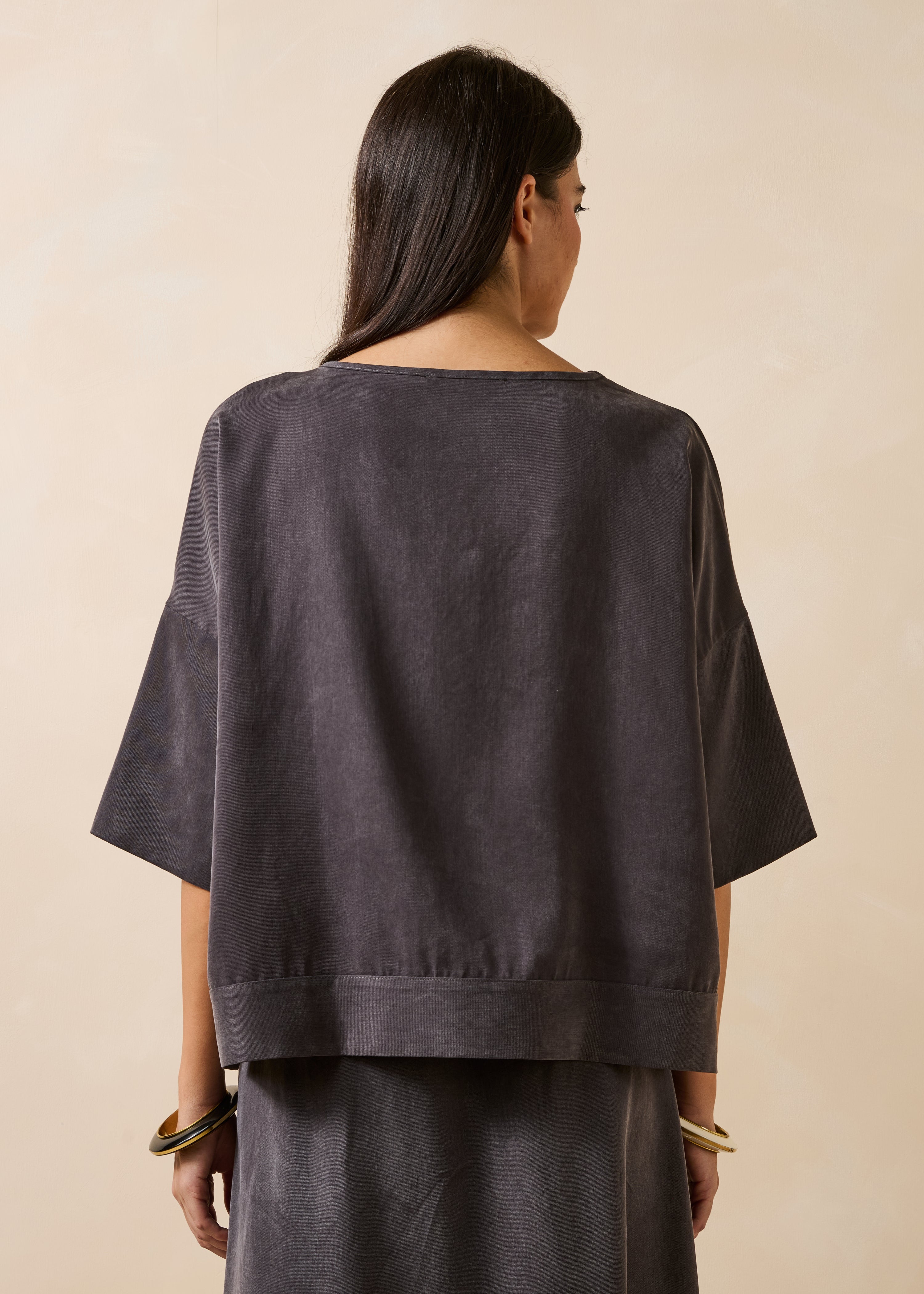 la-f-e-marabout-e-gorlet-top-anthrazit-lyocell-satin image 3