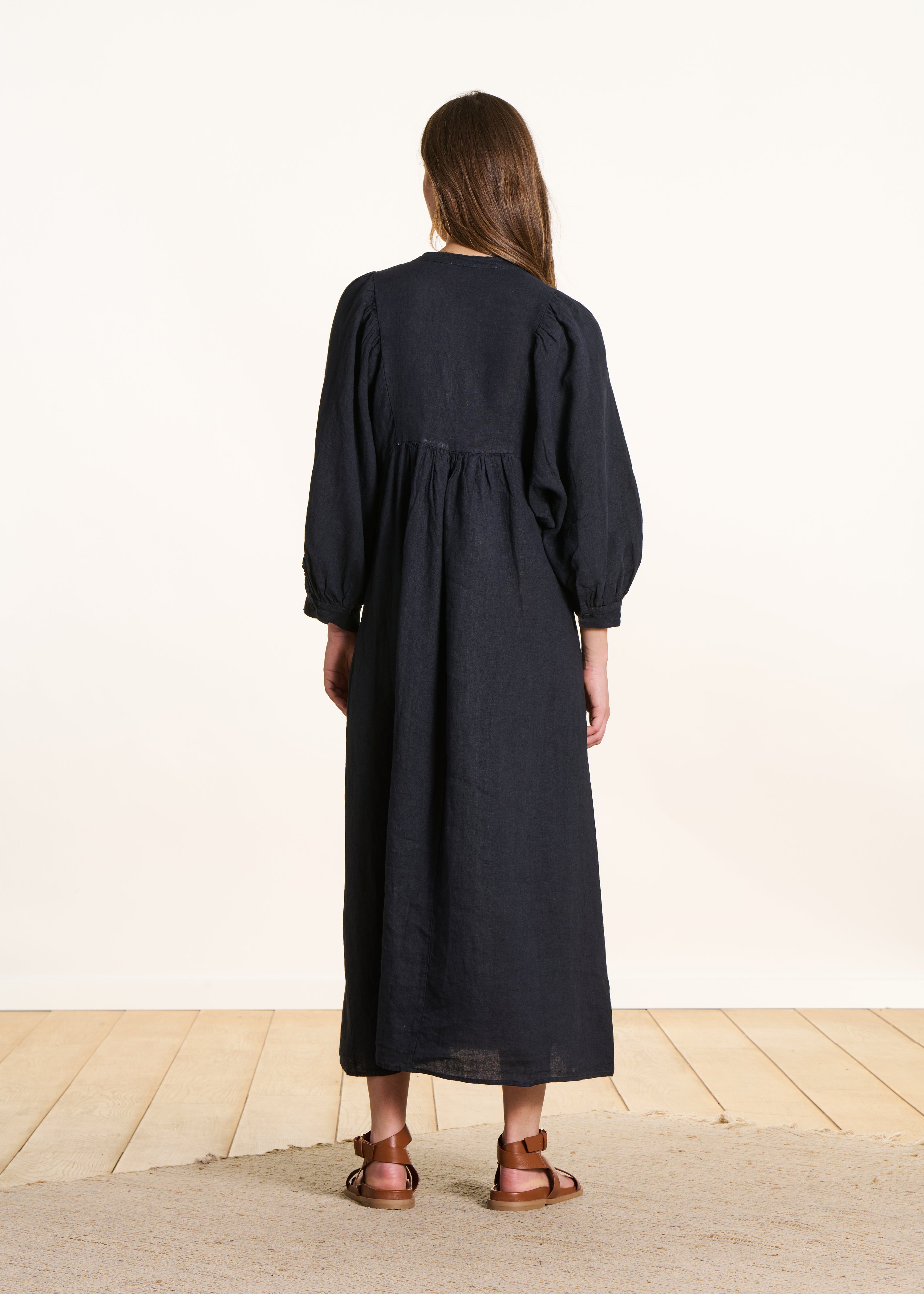 la-f-e-marabout-e-robes-kleid-dunkelblau-leinen-langarm image 2