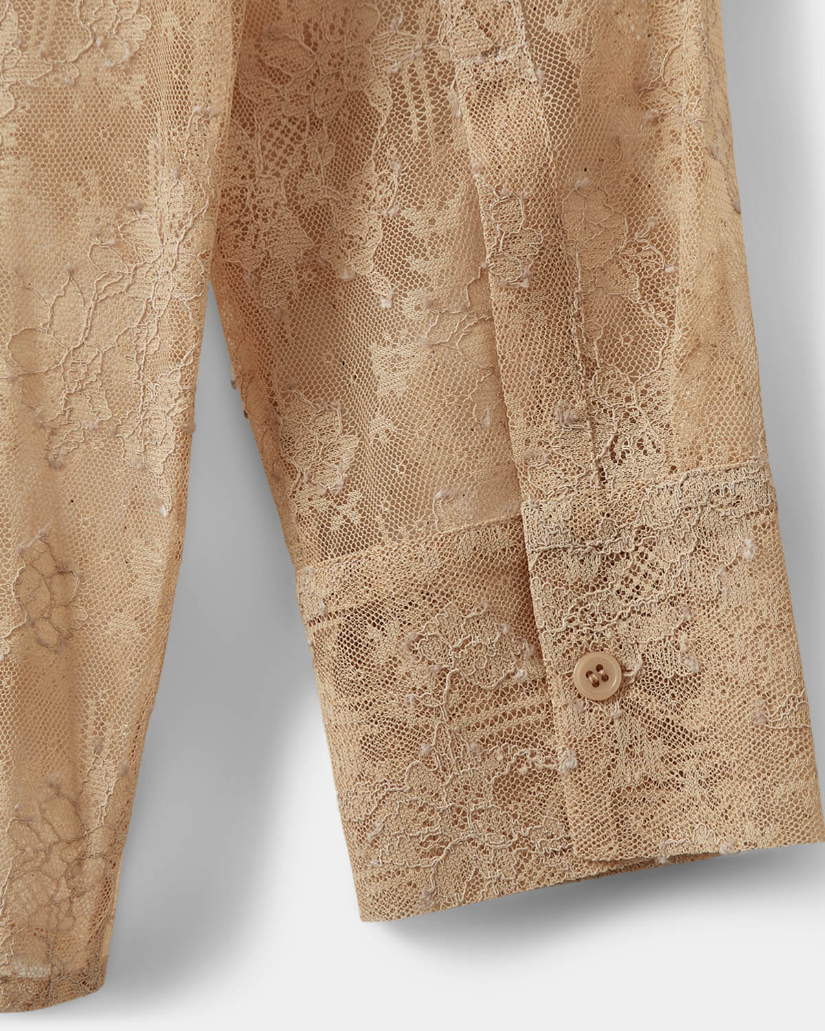 sofie-schnoor-women-sylvinesw-bluse-sand-spitze-oversize image 7
