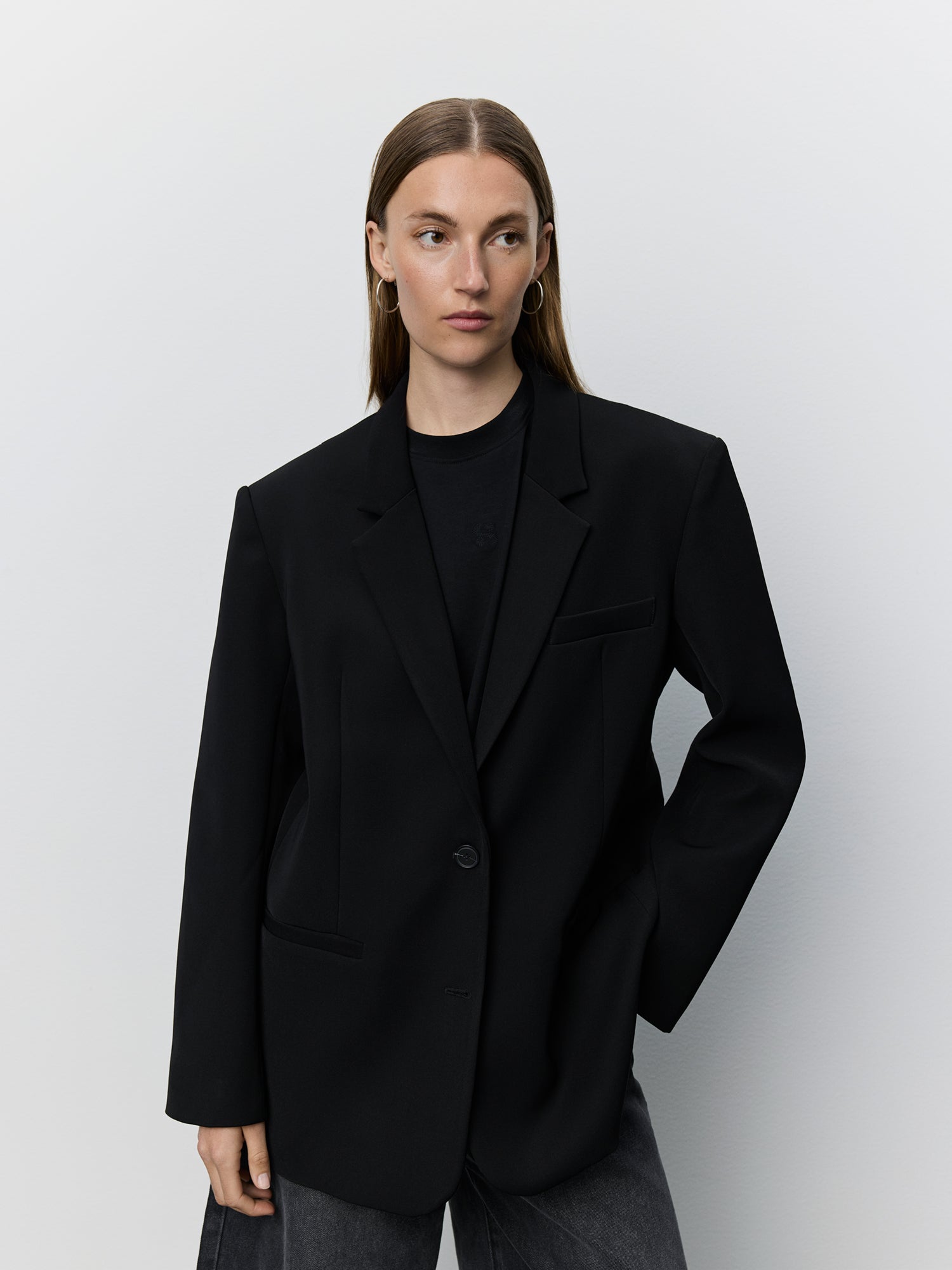 sofie-schnoor-women-kaisw-blazer-schwarz-oversize image 5