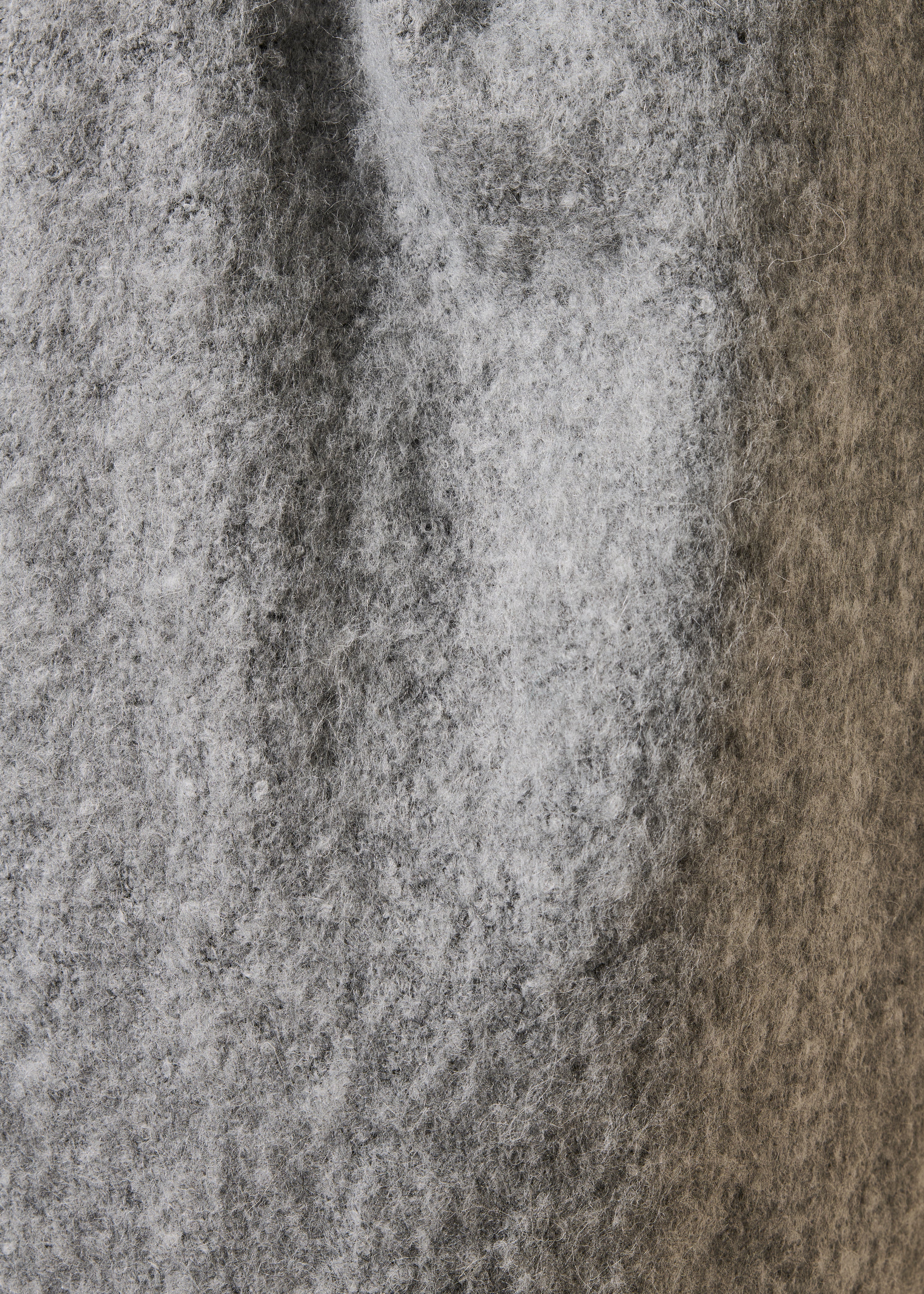la-f-e-marabout-e-schal-glarina-mohair-grau-fransen image 2