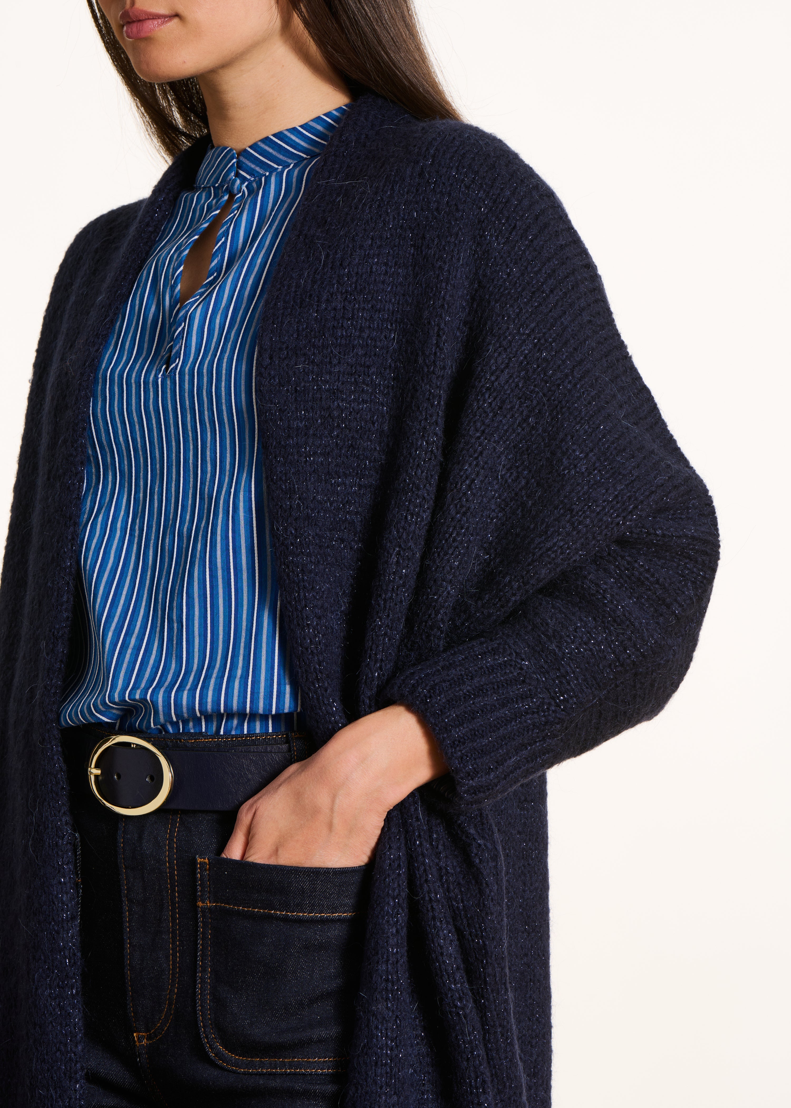 la-f-e-marabout-e-camille-gilet-marine-mohair-oversize-lang image 5