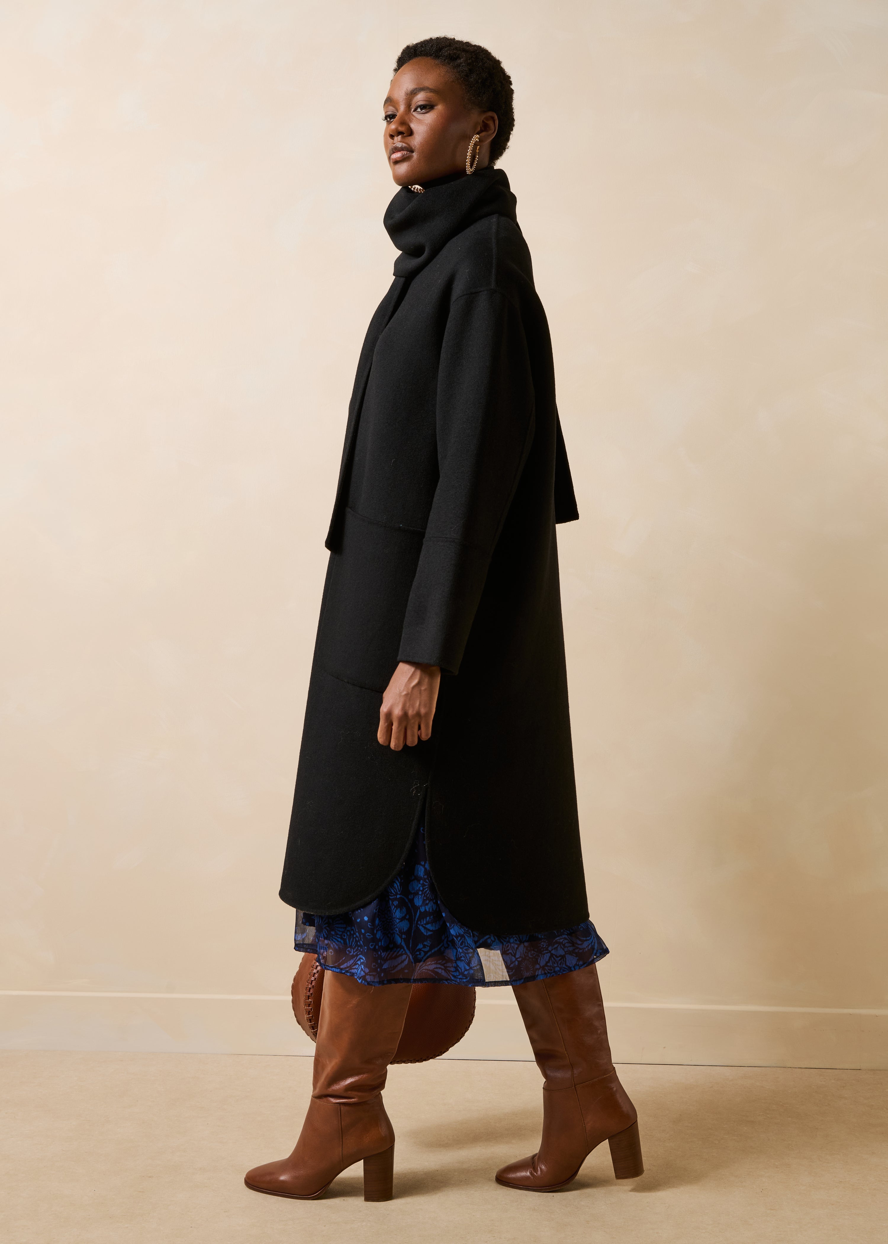 la-f-e-marabout-e-genial-mantel-schwarz-oversize-schal image 1