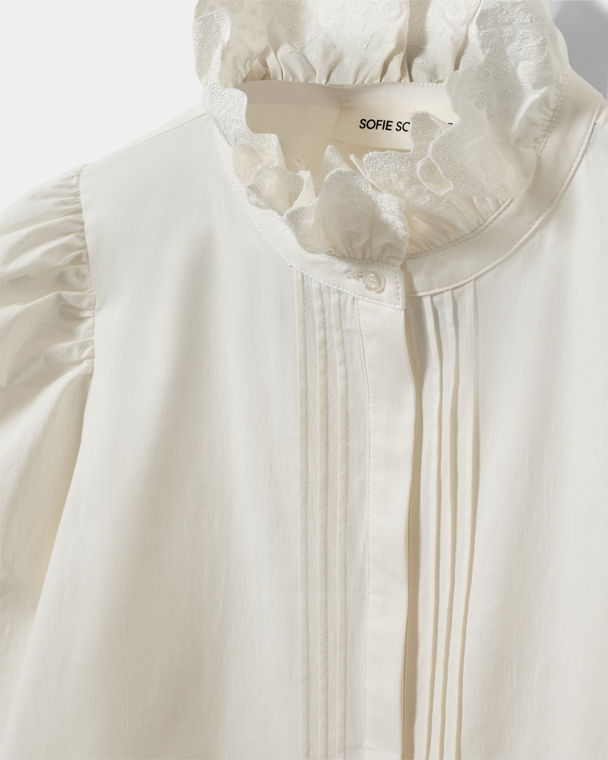 sofie-schnoor-cyliasw-s264252-bluse-damen-off-white-stickerei image 7