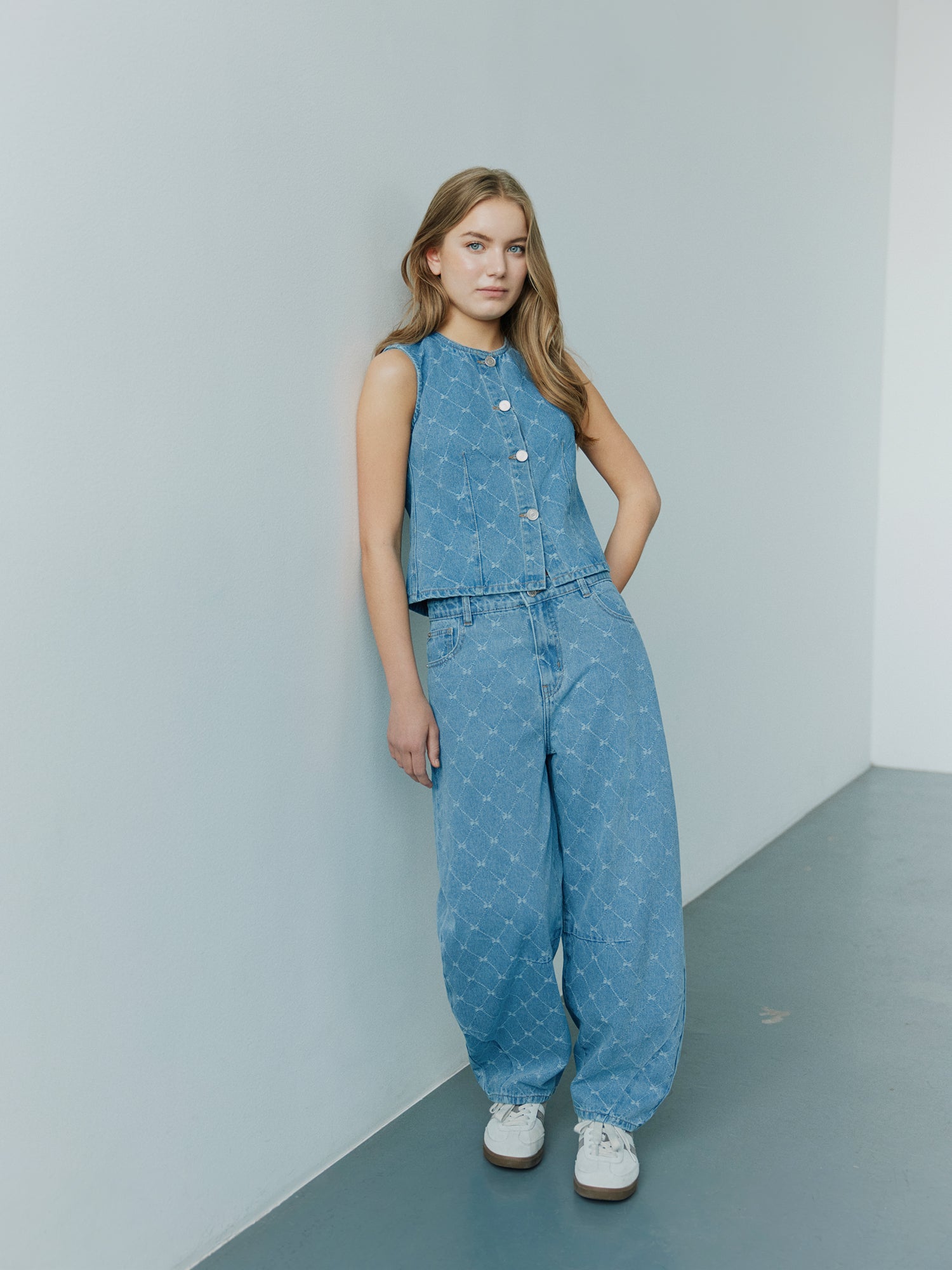 sofie-schnoor-young-tomarsy-jeans-denimblau-balloon image 4