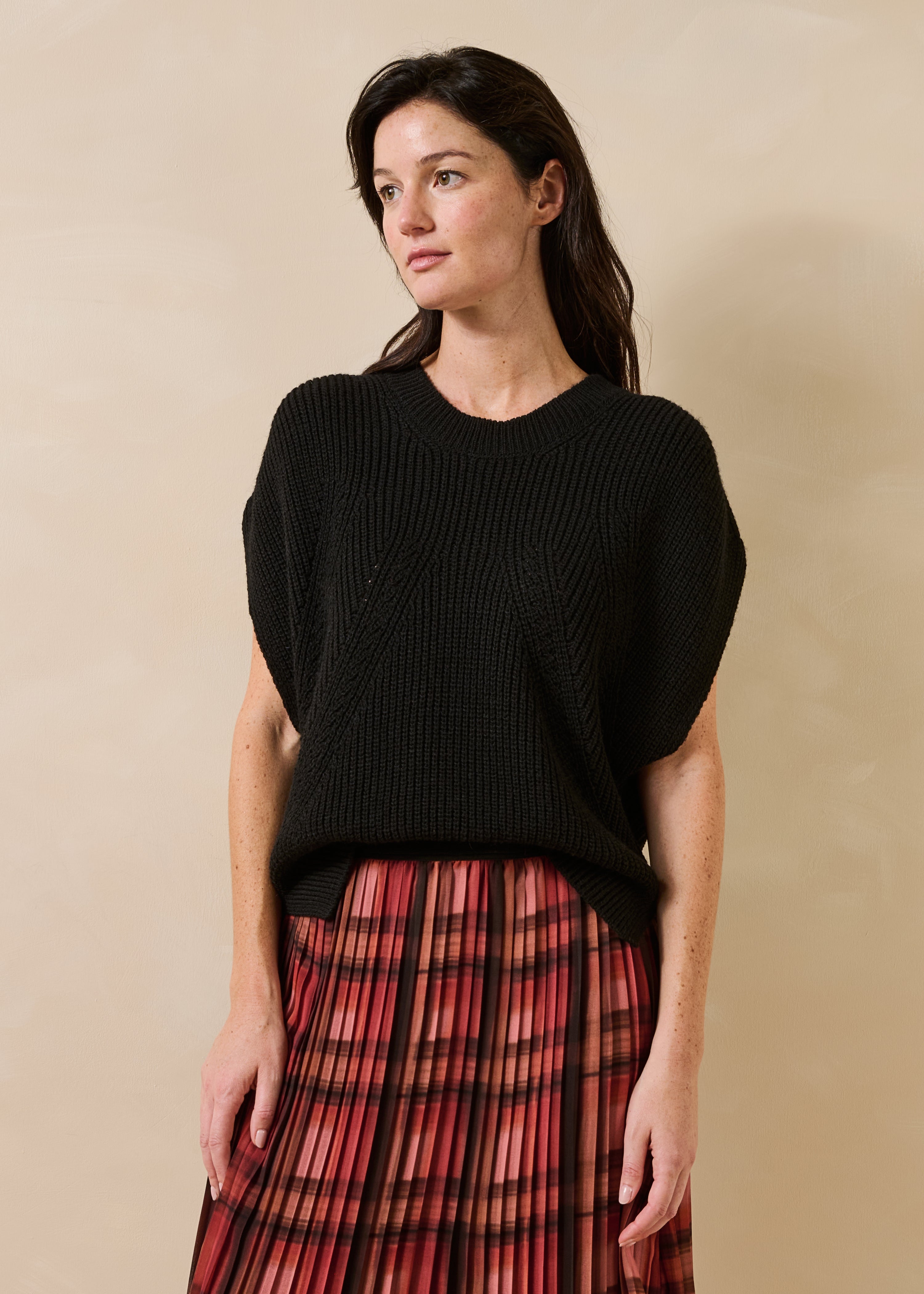 la-f-e-marabout-e-galea-pullover-schwarz-wolle-alpaka image 1