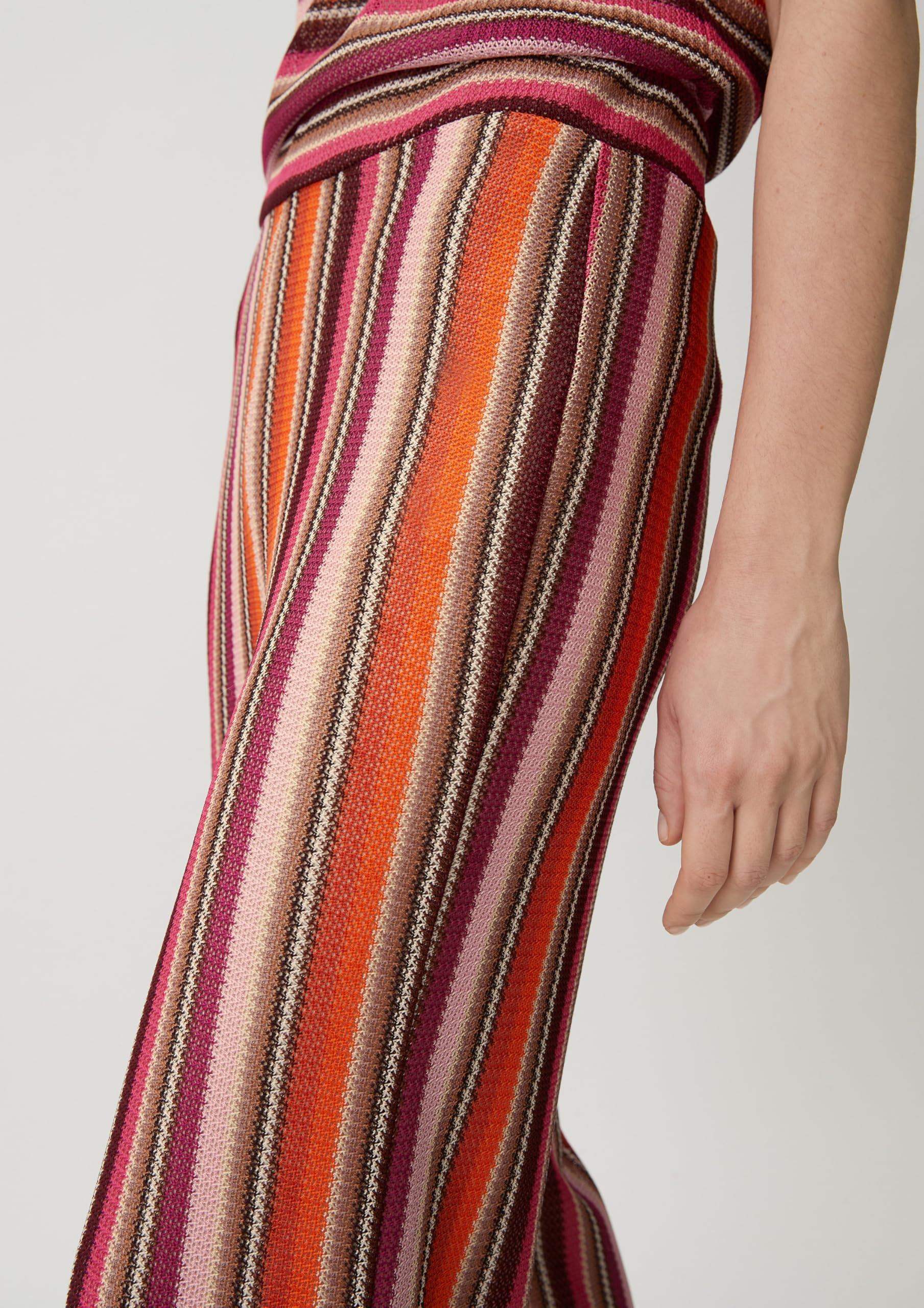 comma-2131495-hose-strickjersey-streifen-gr-36 image 5