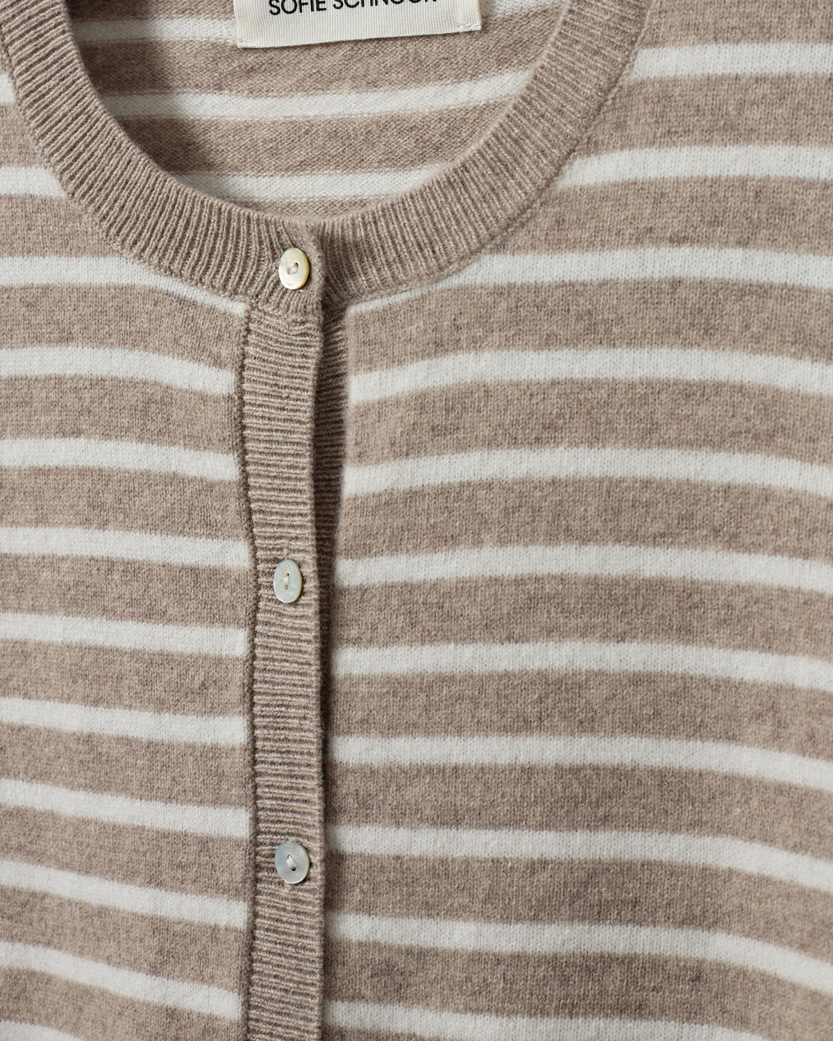 sofie-schnoor-women-cissesw-stripe-cardigan-light-brown-wolle image 3