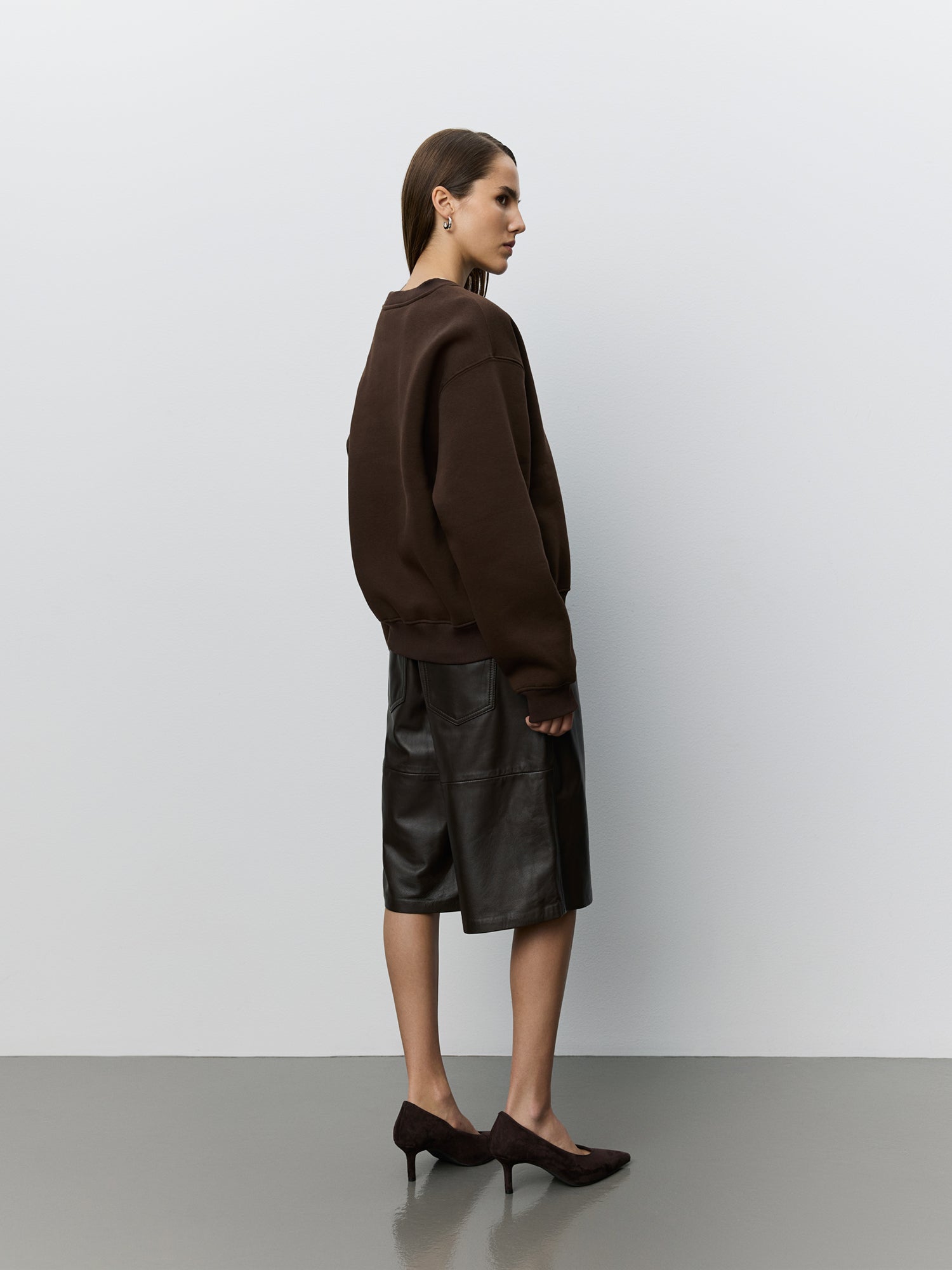 sofie-schnoor-lusiasw-sweatshirt-brown-fudge-s-oversize-baumwolle image 4