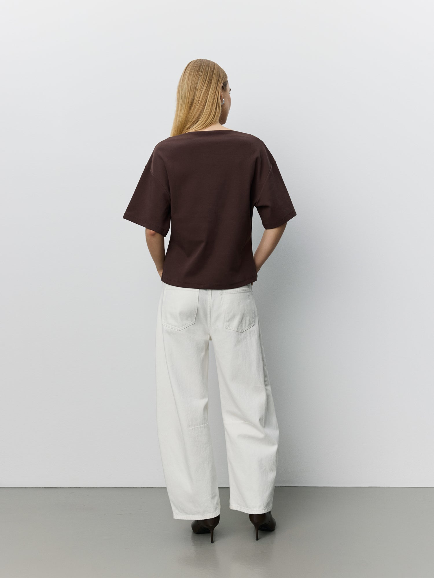 sofie-schnoor-women-teasw-t-shirt-dunkelbraun-s-u-boot image 4
