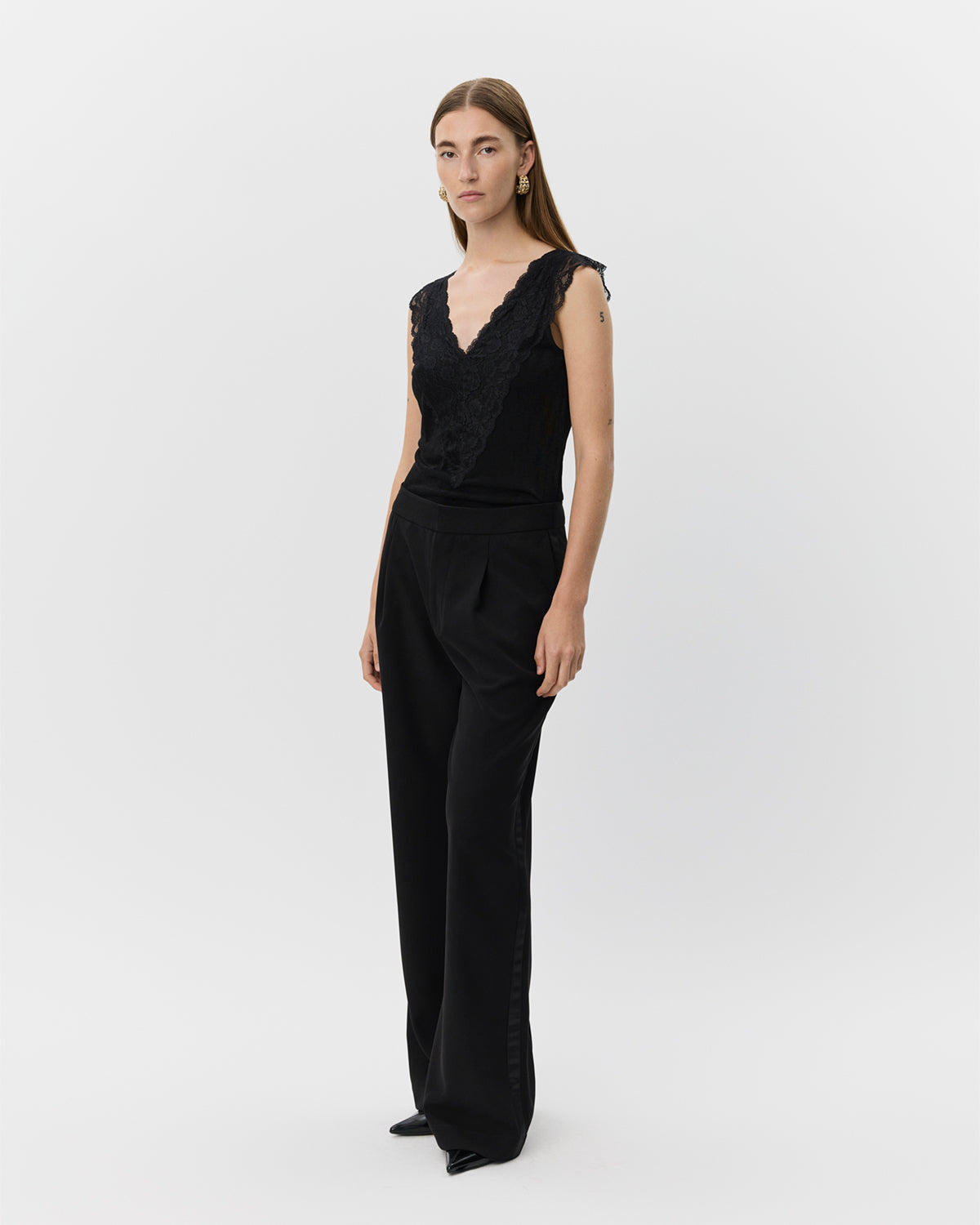 sofie-schnoor-women-pansysw-top-schwarz-spitze image 2
