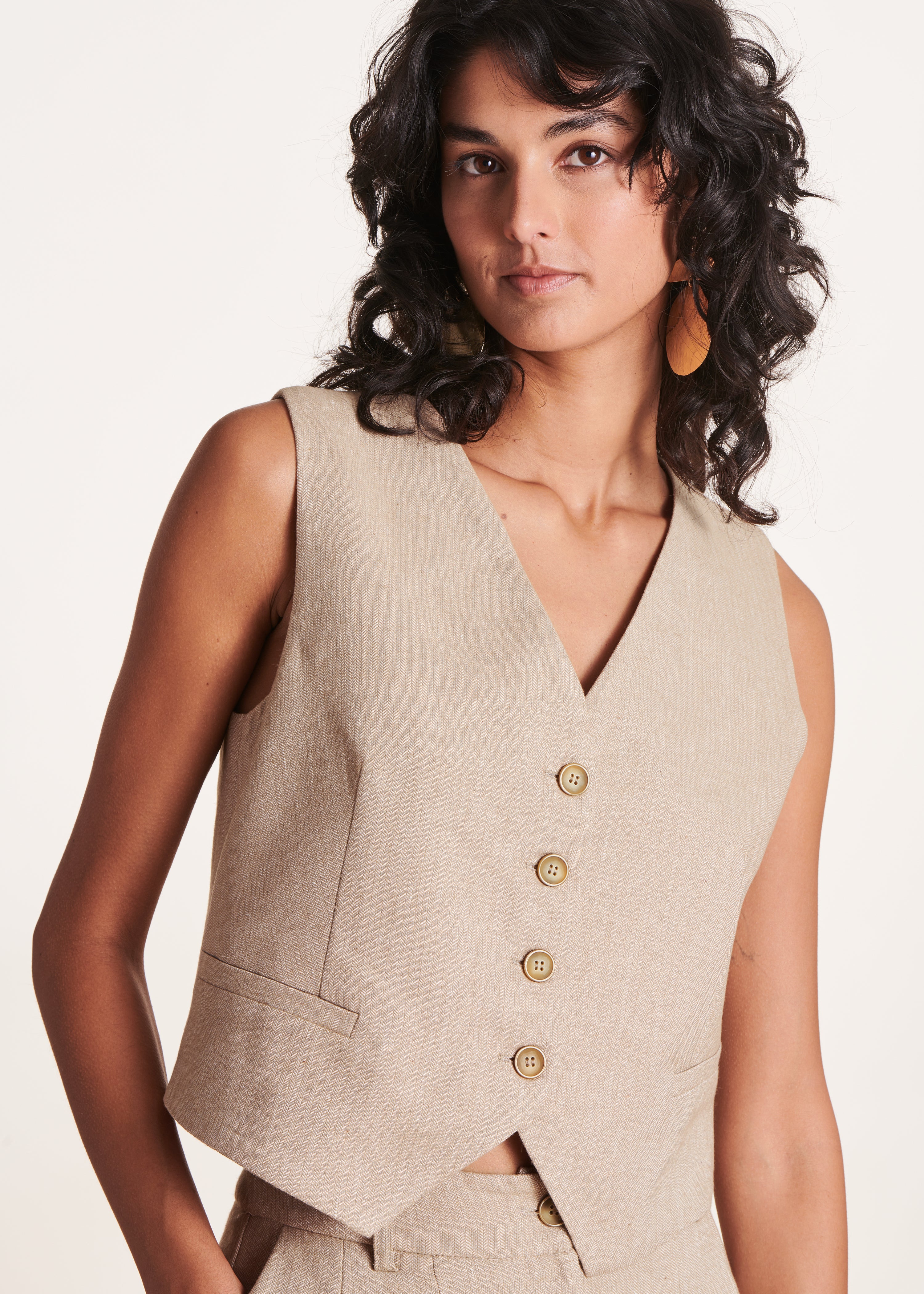 la-f-e-marabout-e-weste-beige-leinen-tailliert-rmellos image 5