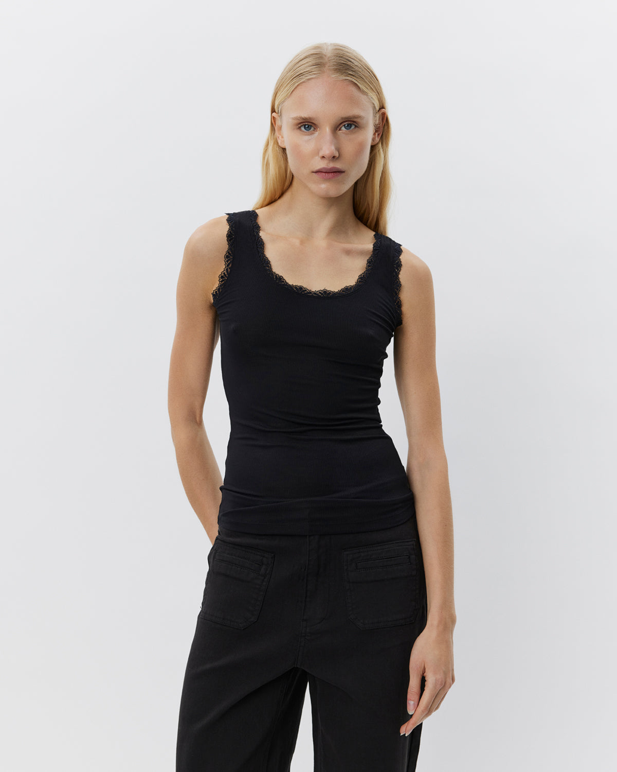 sofie-schnoor-women-ulrikkesw-top-schwarz-l-viskose image 3