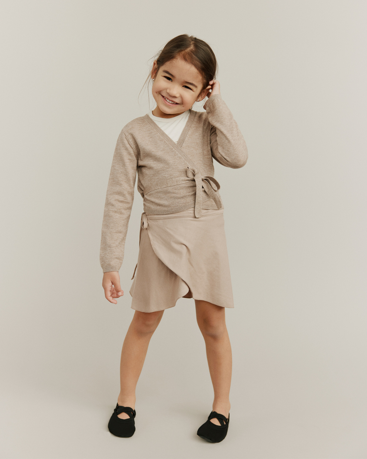 sofie-schnoor-kids-abiolask-wickelrock-altrosa-polyester image 2