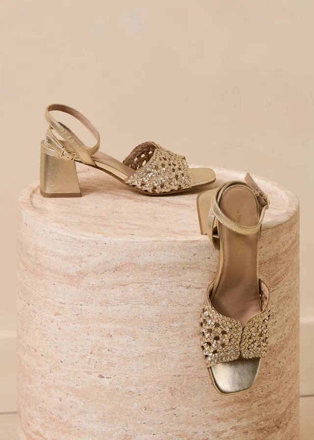 la-f-e-marabout-e-fatras-pumps-gold-leder-geflochten image 1