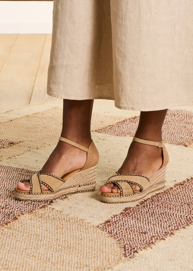 la-f-e-marabout-e-espadrilles-beige-keilabsatz-jute-offene-spitze image 1