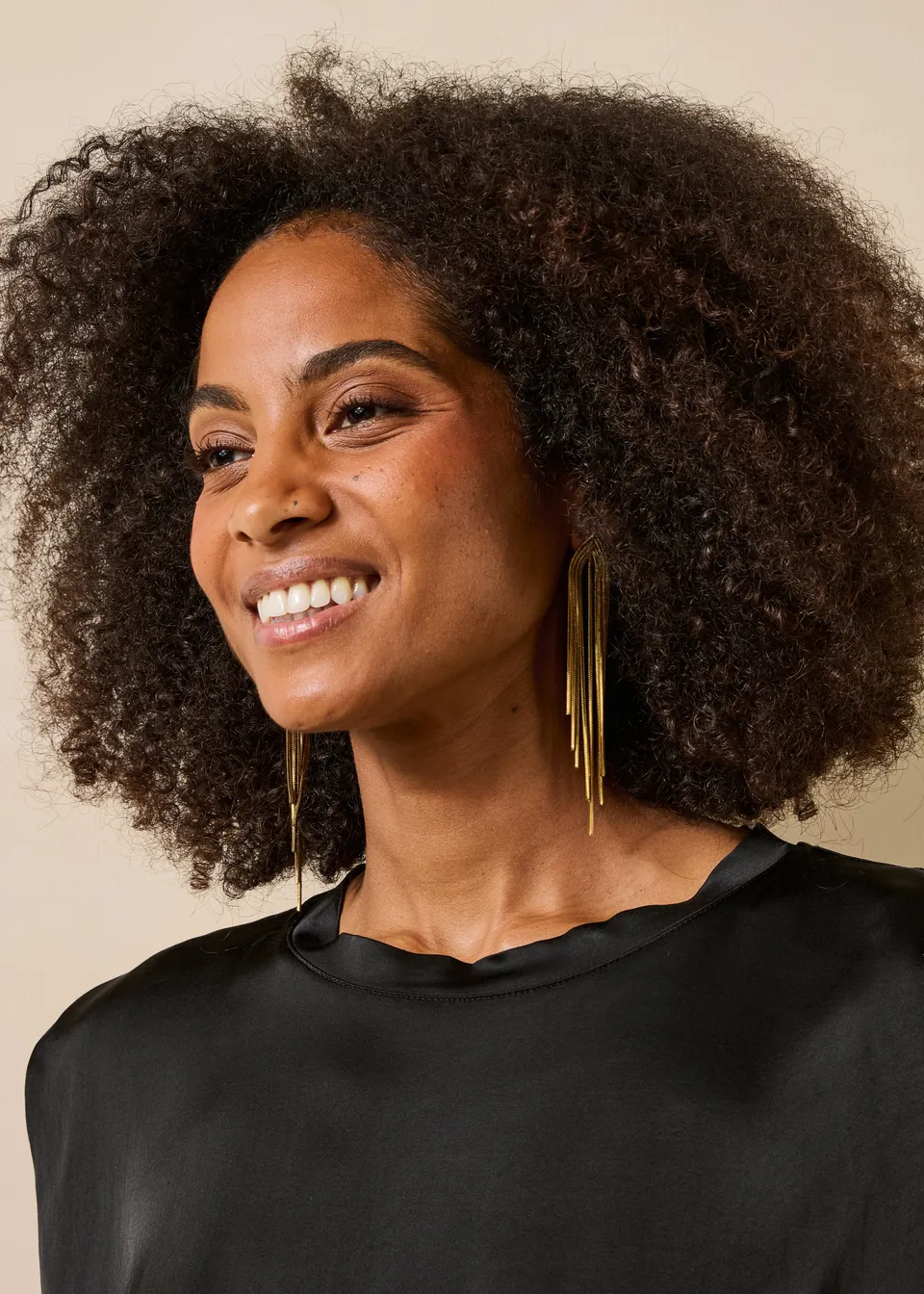 la-f-e-marabout-e-foam-ohrringe-gold-kette-lang image 1