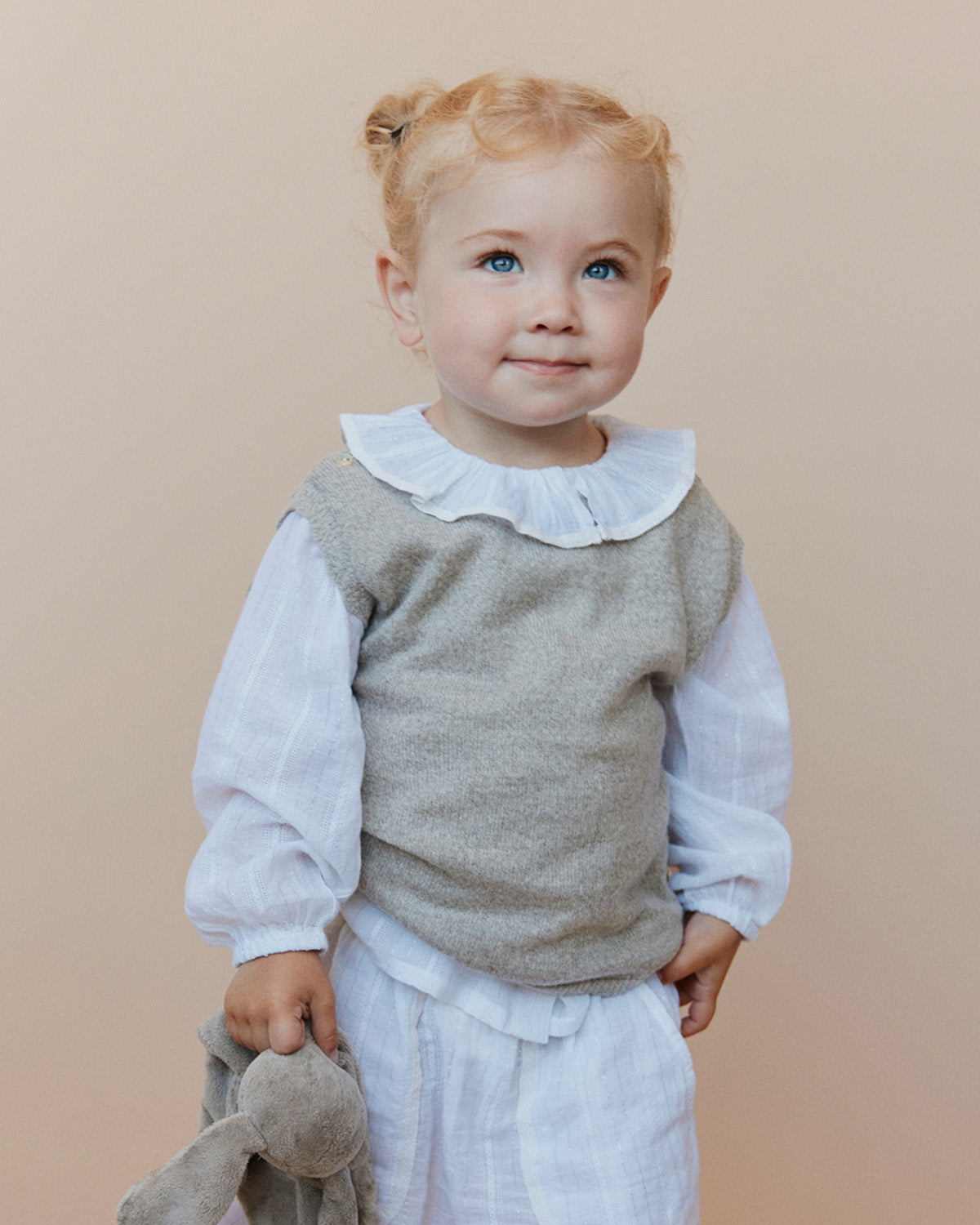 sofie-schnoor-baby-alminasb-bluse-babybluse-wei-baumwolle image 2