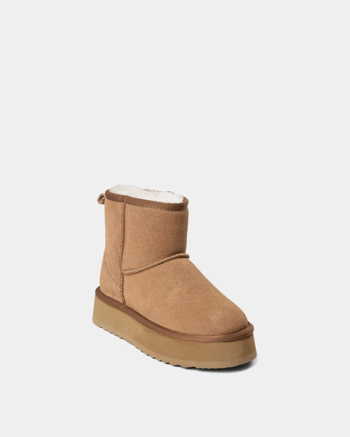 sofie-schnoor-women-noa-teddy-boots-tan-wildleder-lammfell image 2