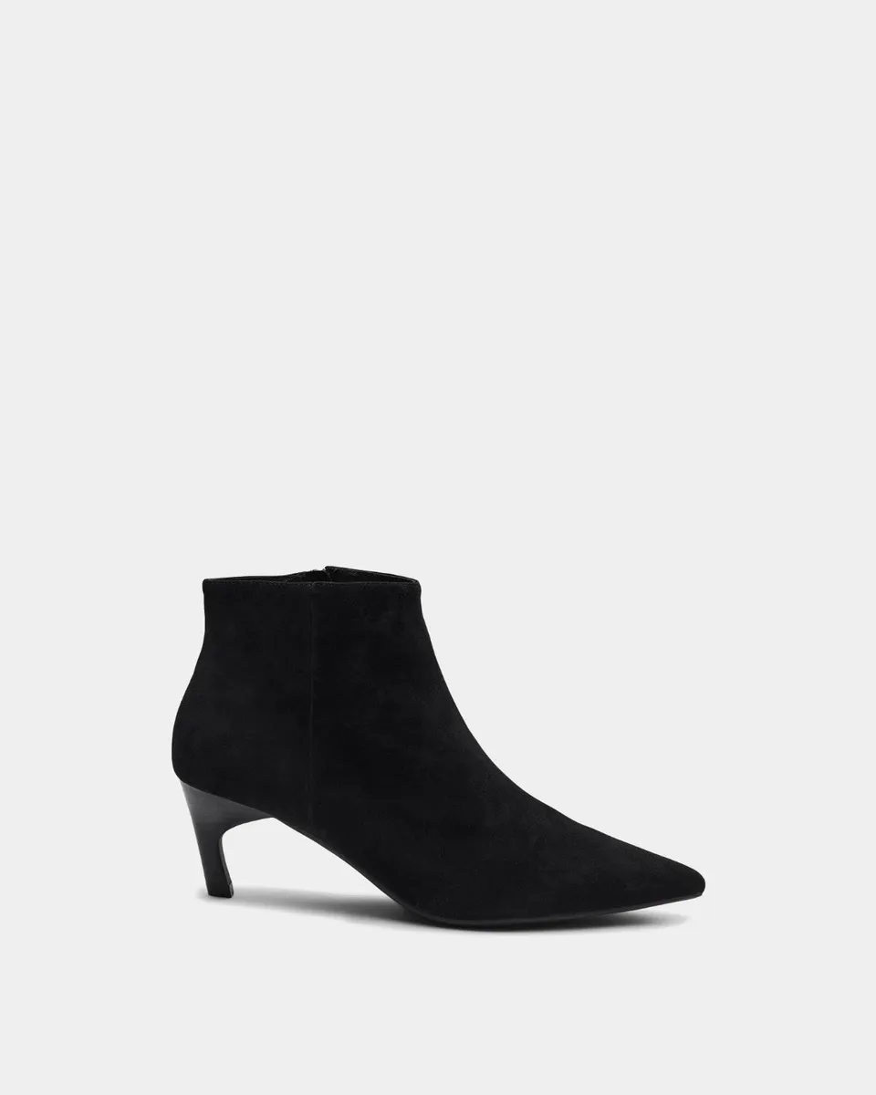 sofie-schnoor-women-clarasw-stiefel-schwarz-wildleder-gummi image 1