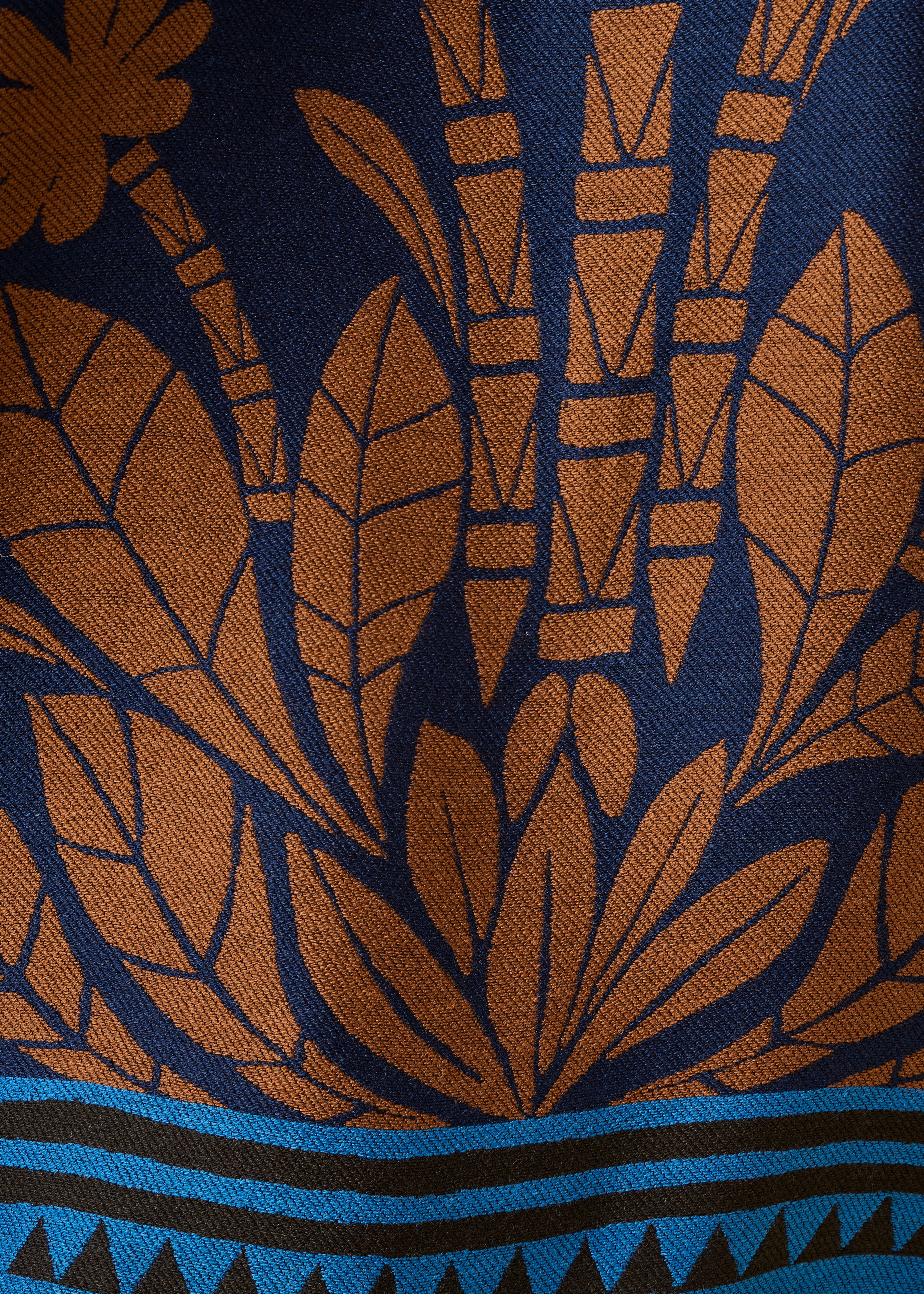 la-f-e-marabout-e-greska-schal-blau-braun-jacquard-wol image 2