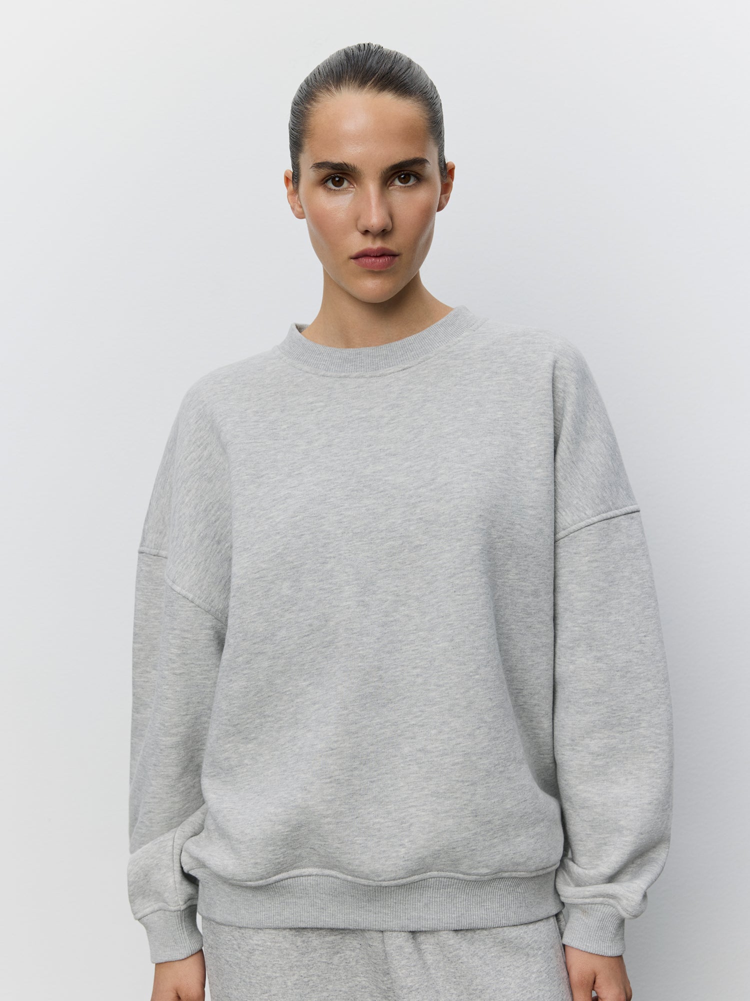 sofie-schnoor-sport-parosspo-sweatshirt-grau-baumwolle image 5