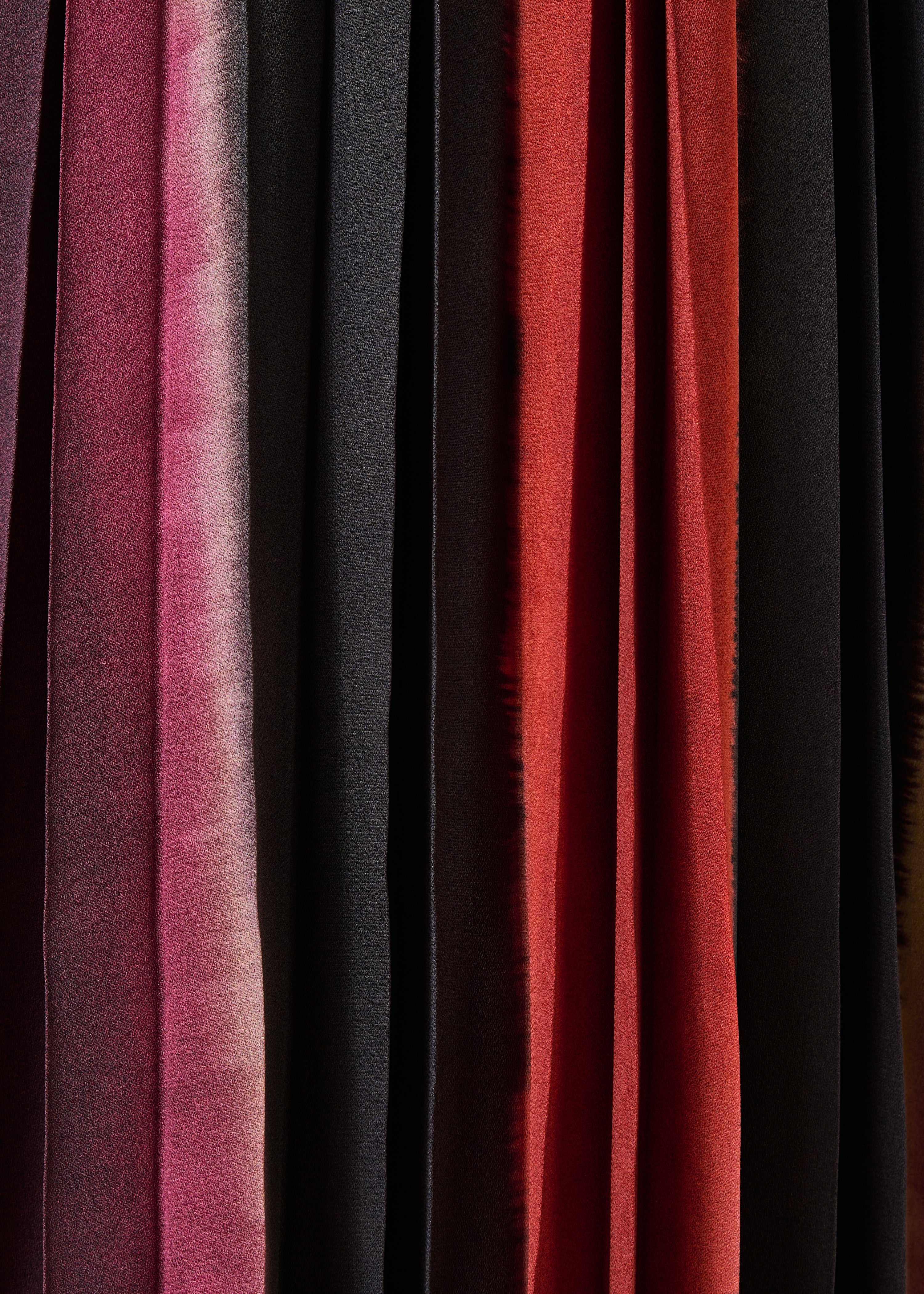 la-f-e-marabout-e-giara-maxikleid-gestreift-rot-violett image 4