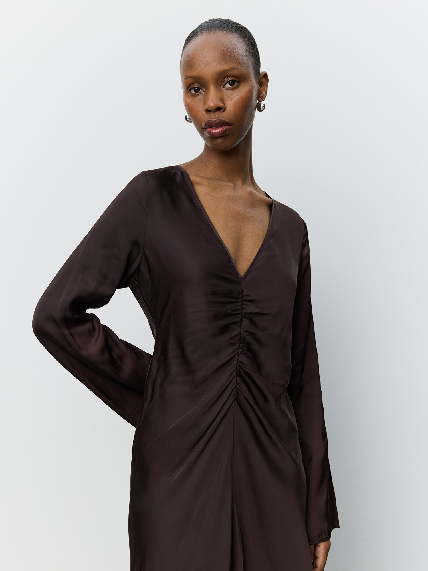 sofie-schnoor-women-malysw-v-neck-dress-dark-plum-maxi-langarm image 5