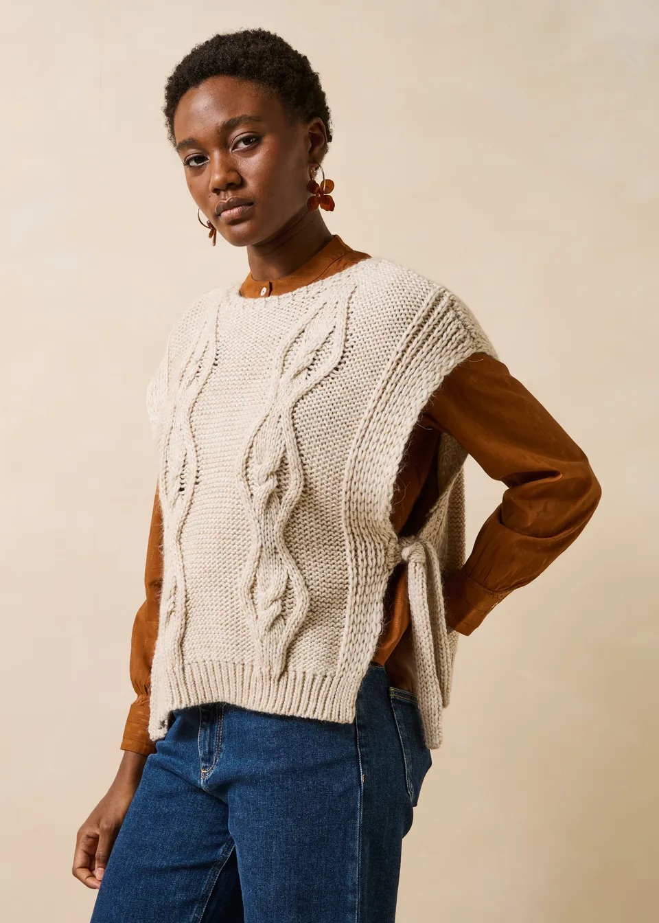 la-f-e-marabout-e-genri-strickpullover-beige-kurzarm image 1
