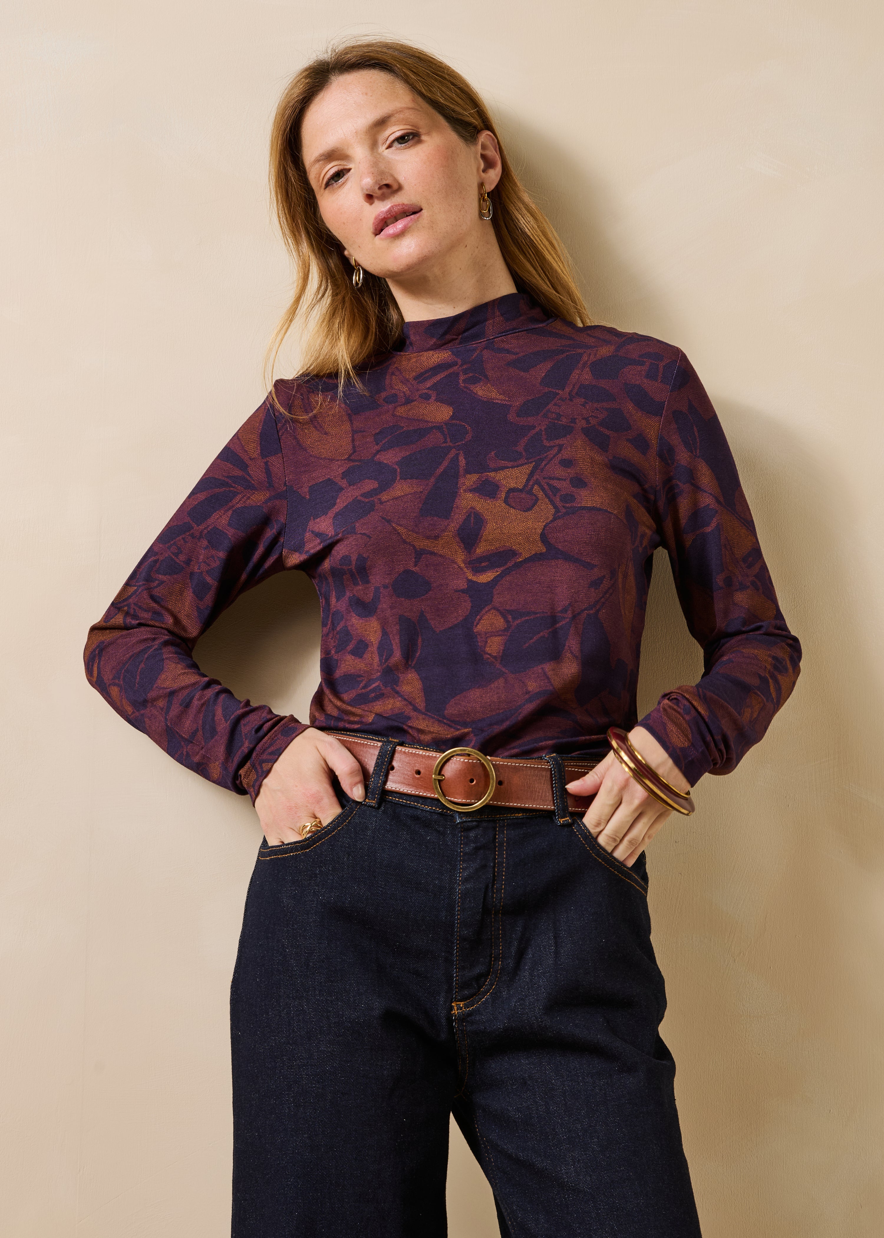 la-f-e-marabout-e-covola-t-shirt-lila-floral-langarm image 1