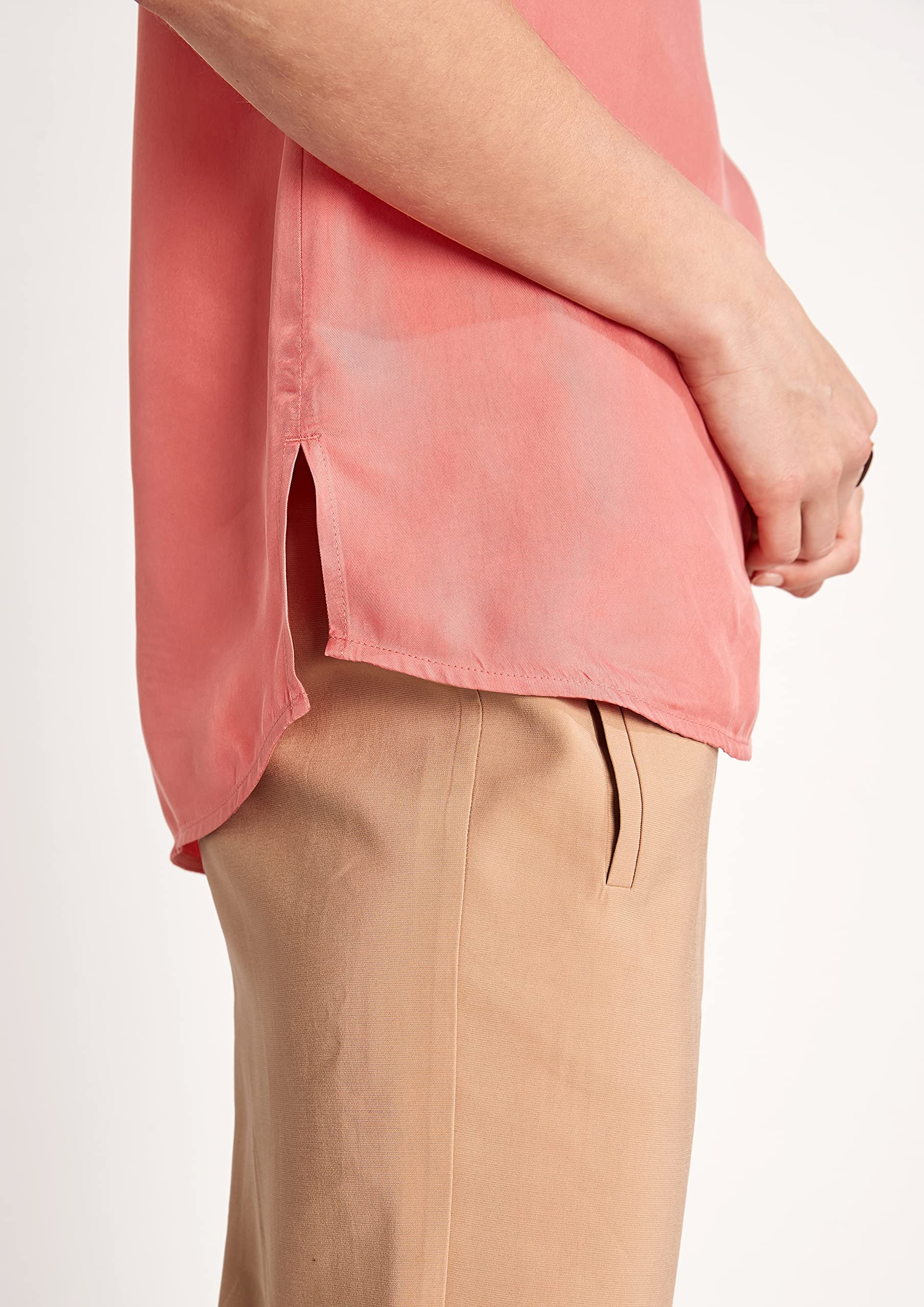 comma-kurzarm-bluse-damen-basic-mit-ausschnitt image 4
