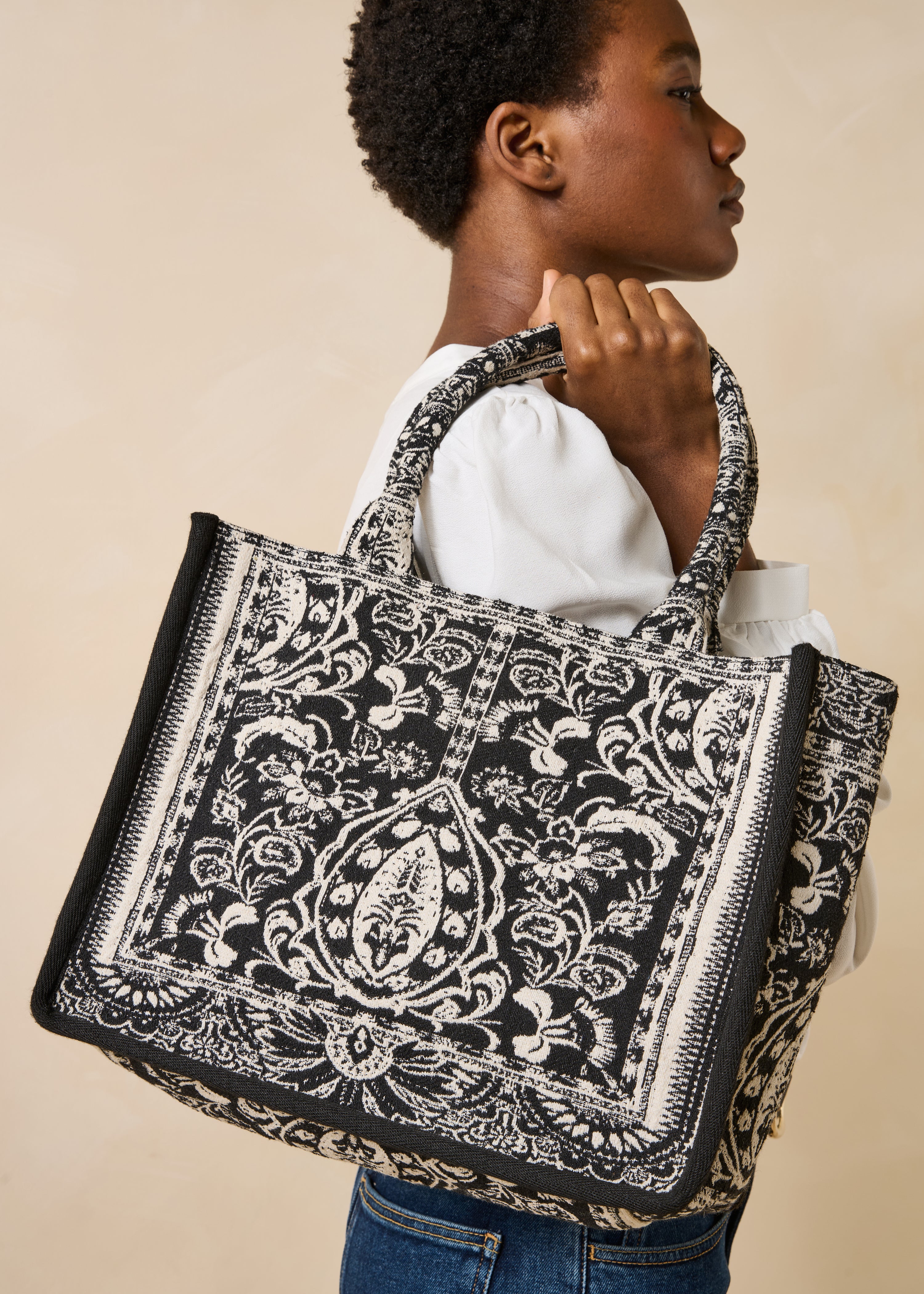 la-f-e-marabout-e-gromso-tasche-schwarz-jacquard image 1