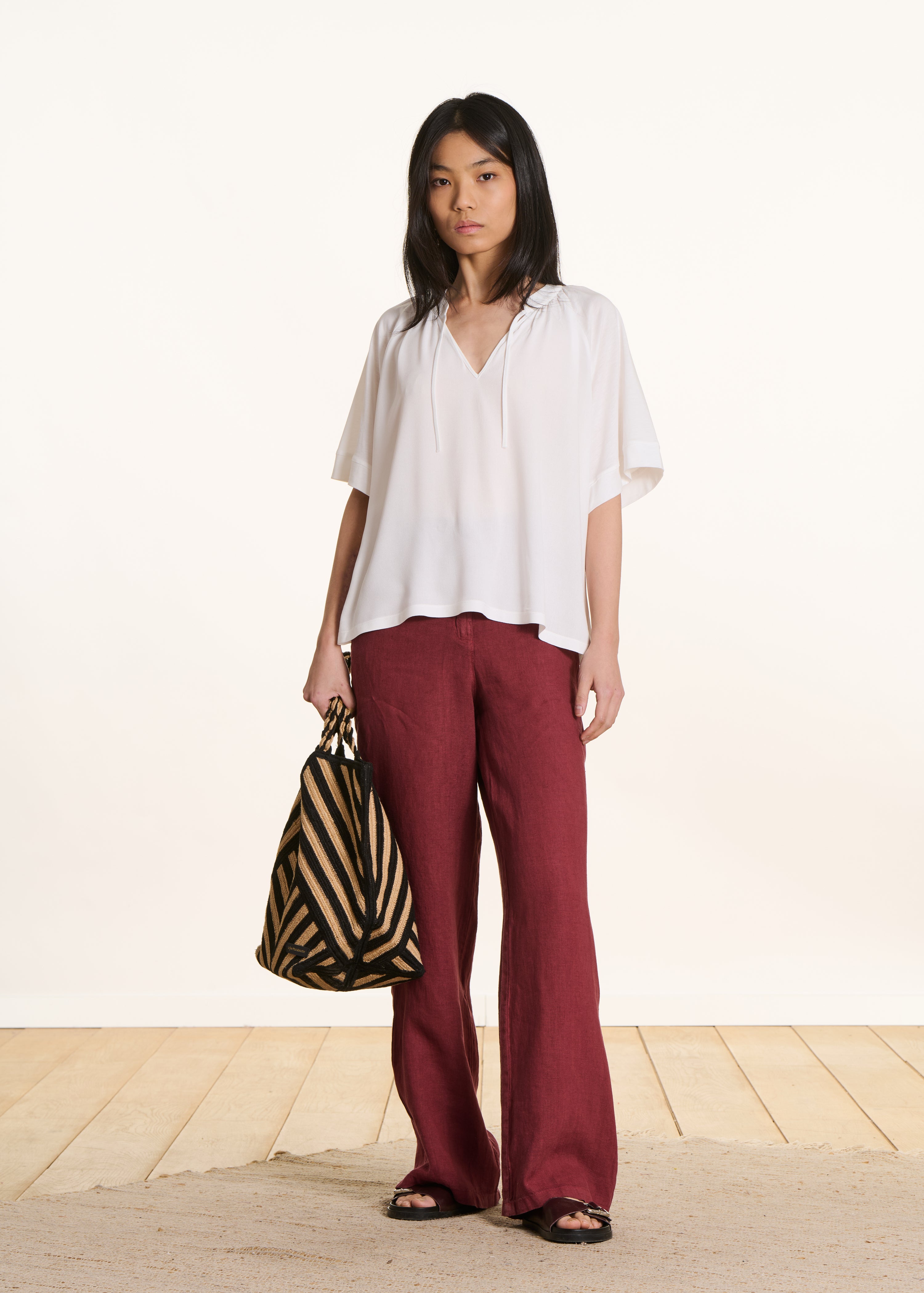 la-f-e-marabout-e-fameux-t-shirt-ecru-kurzarm-loose image 2