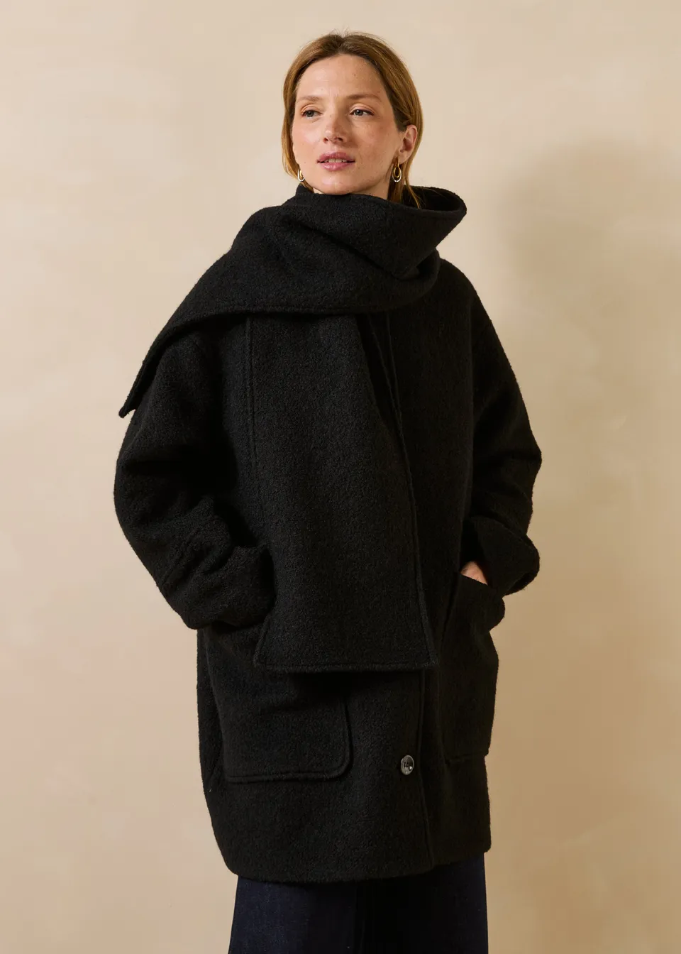 la-f-e-marabout-e-gedeon-mantel-schwarz-wollmantel-mit-schal image 1