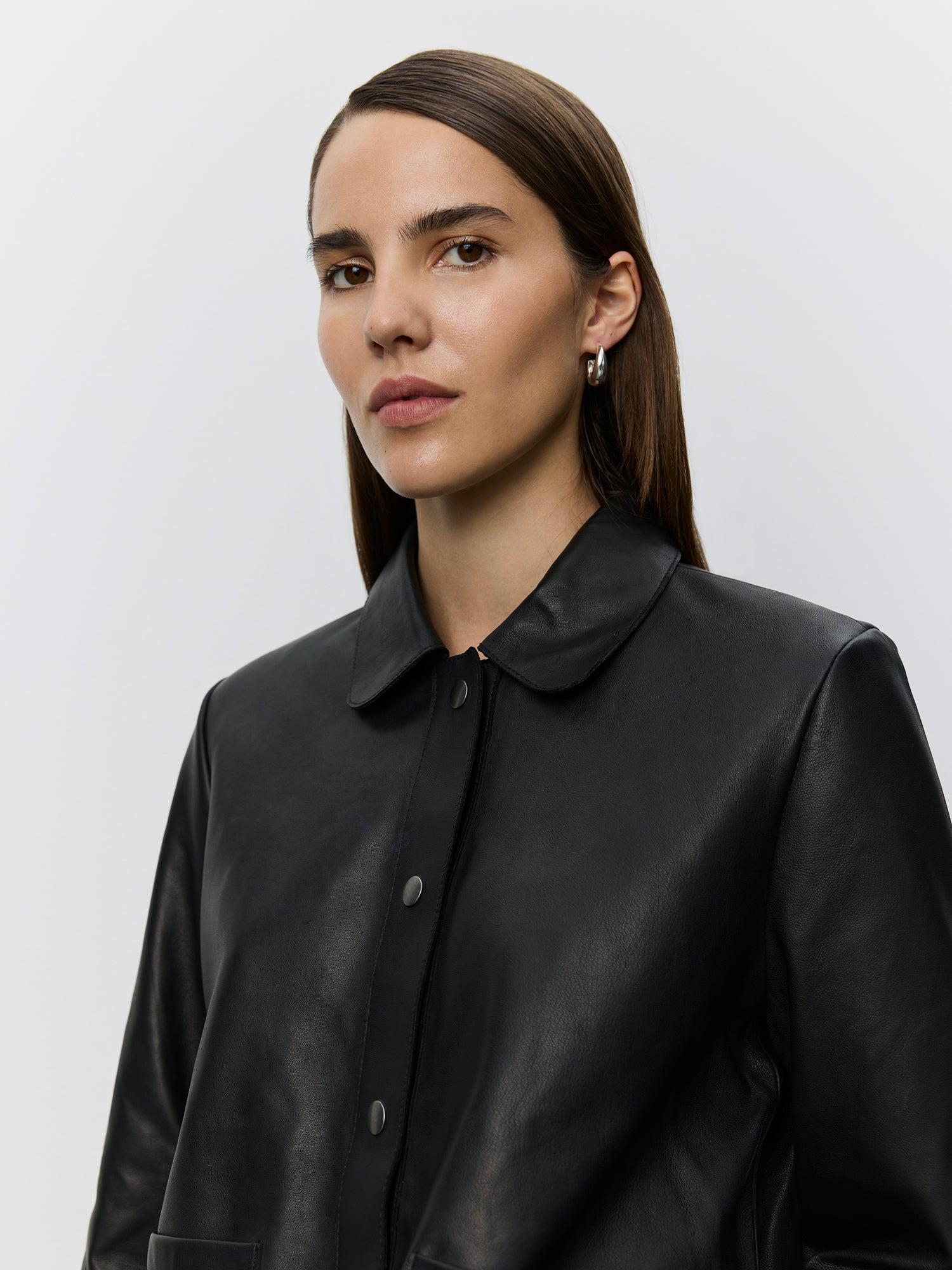 sofie-schnoor-women-martinasw-lederjacke-schwarz-lammleder image 6
