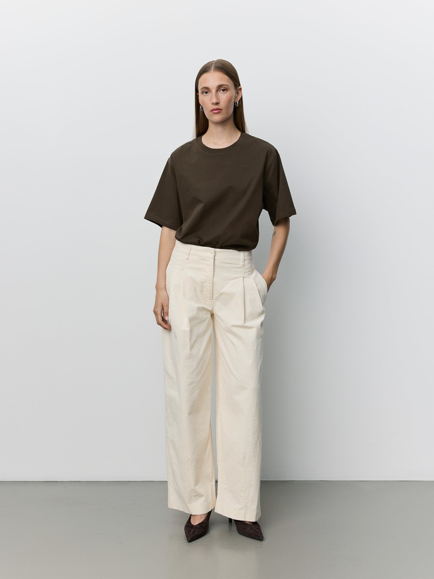 sofie-schnoor-women-maesw-t-shirt-braun-baumwolle image 2