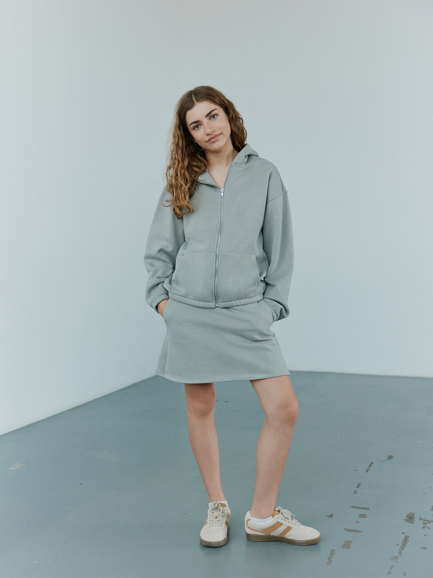 sofie-schnoor-young-jessicasy-rock-stone-grey image 3