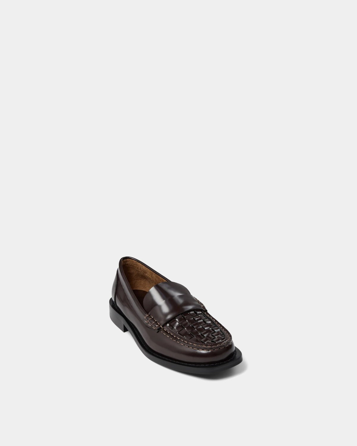sofie-schnoor-women-lisasw-loafer-dunkelbraun-leder-lack image 2