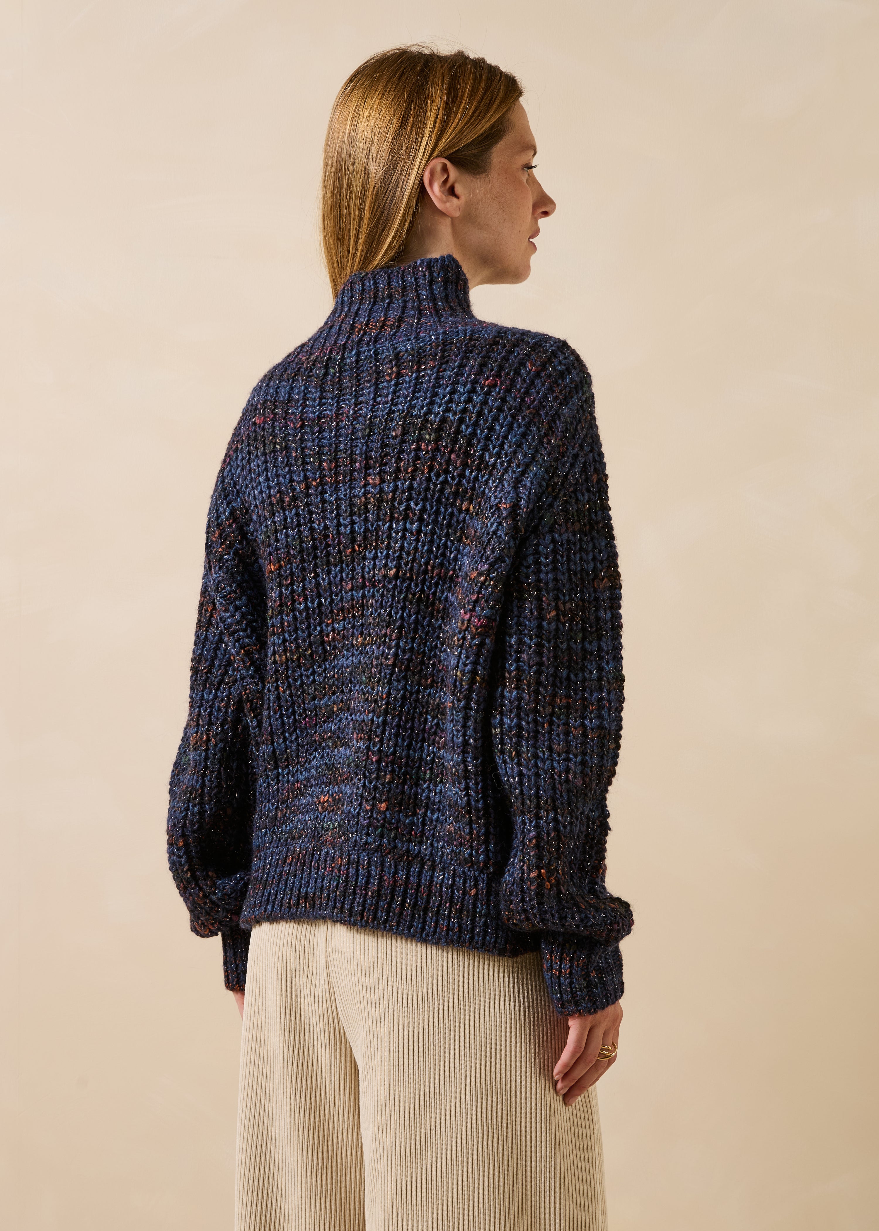 la-f-e-marabout-e-graf-pullover-denimblau-zopf-wolle image 3