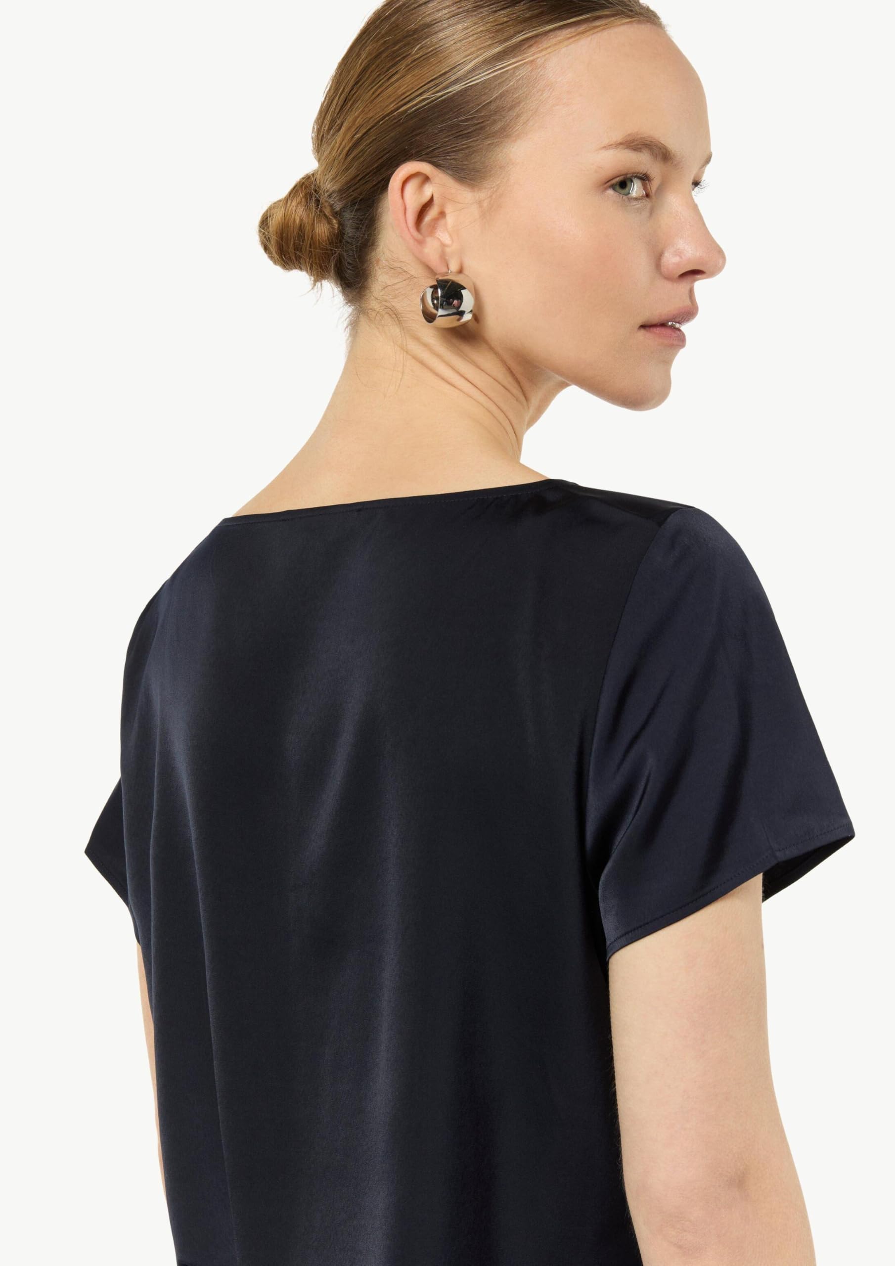 comma-bluse-damen-satinbluse-elegant-navy image 5