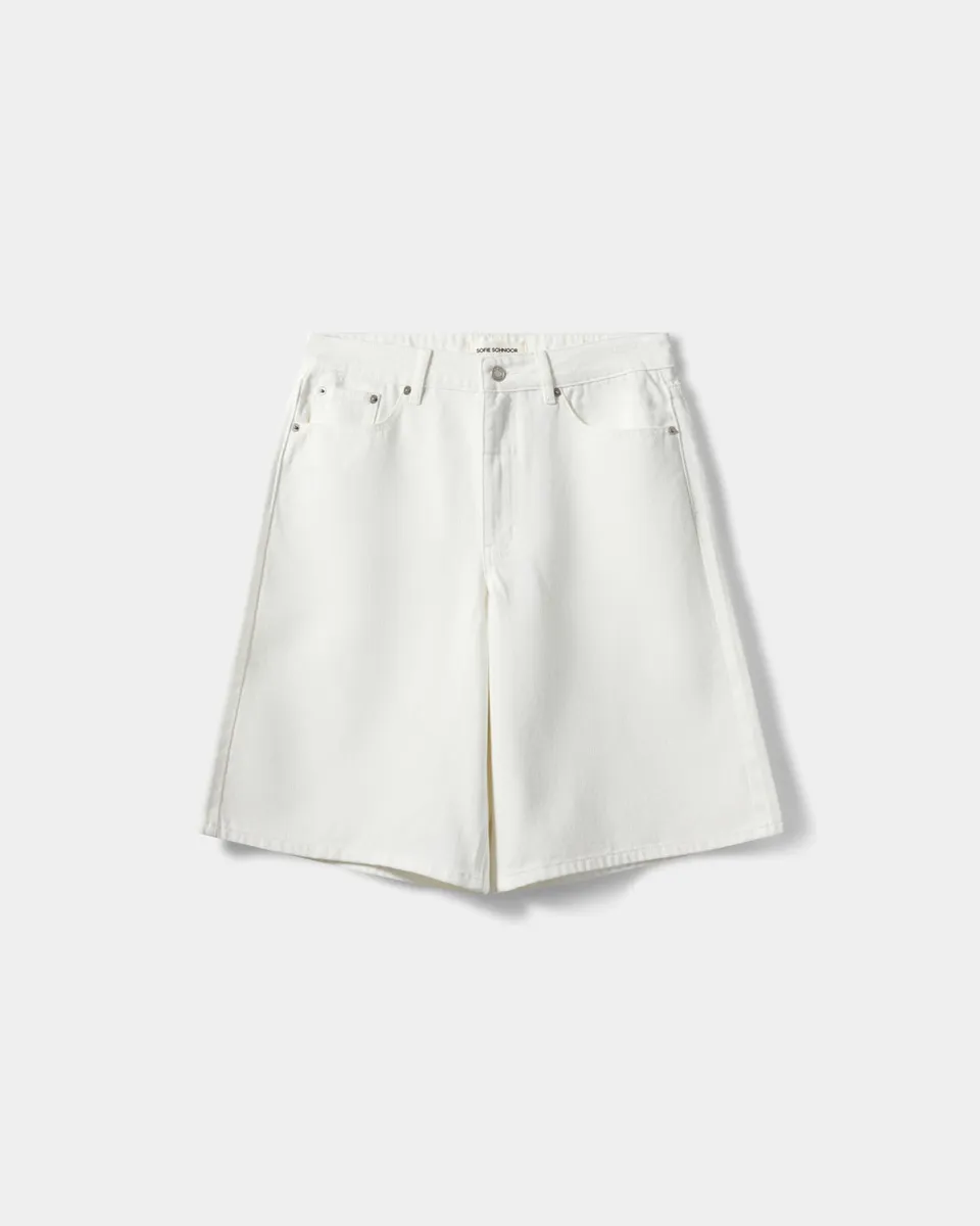 sofie-schnoor-women-stokesw-oversized-shorts-off-white-baumwolle image 1