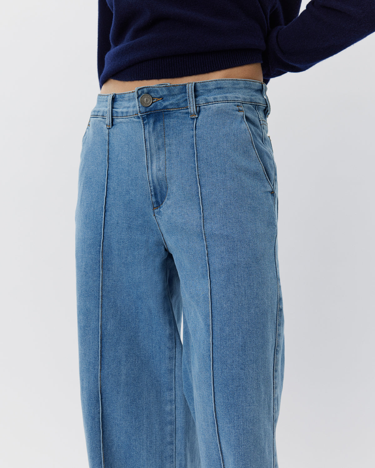 sofie-schnoor-sport-carisw-mid-jeans-hellblau-stretch image 5