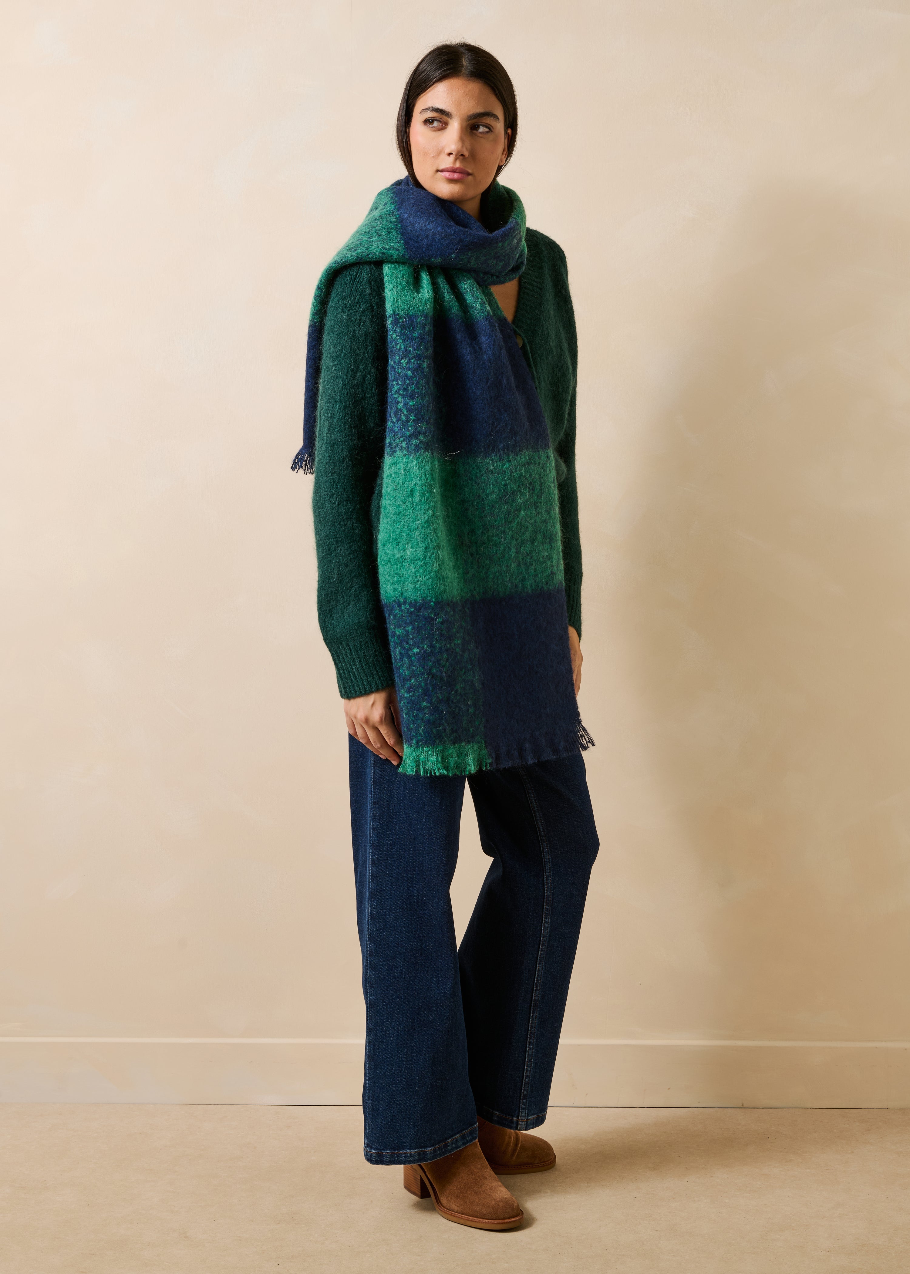 la-f-e-marabout-e-grele-schal-karo-tannengr-n-mit-mohair image 2