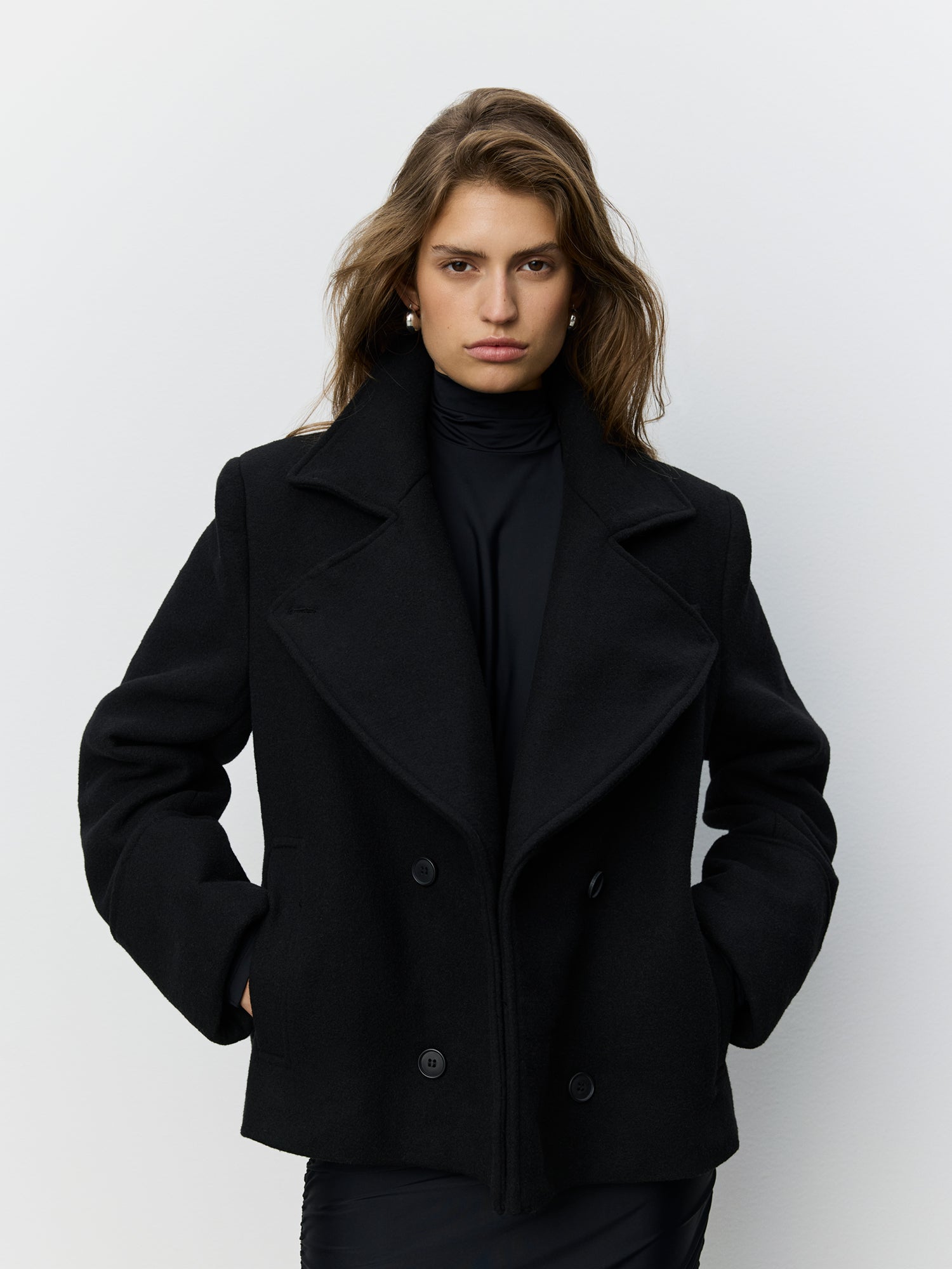 sofie-schnoor-jolinesw-blazer-schwarz-wolle-doppelreihig image 6