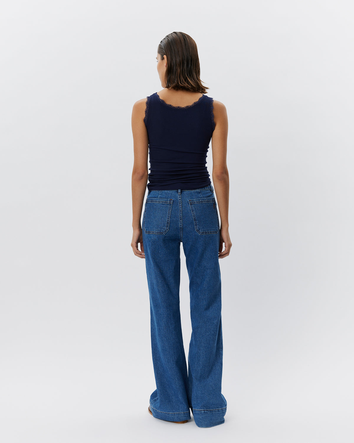 sofie-schnoor-women-ulrikkesw-top-navy-viskose-spitze image 5