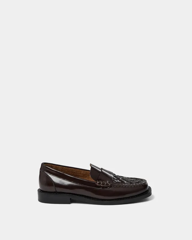 sofie-schnoor-women-lisasw-loafer-dunkelbraun-leder-lack image 1