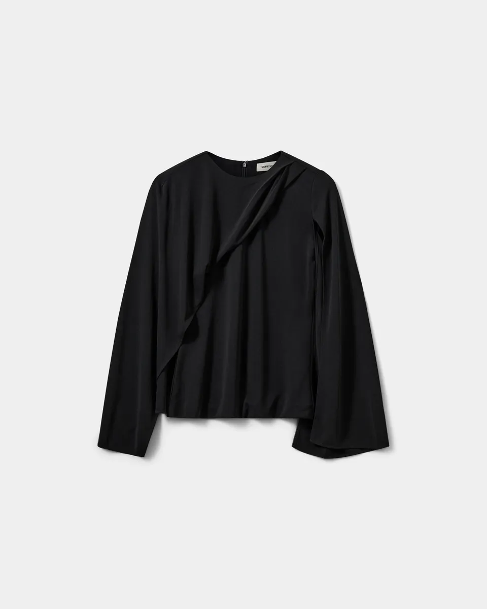 sofie-schnoor-caranasw-cape-bluse-schwarz image 1